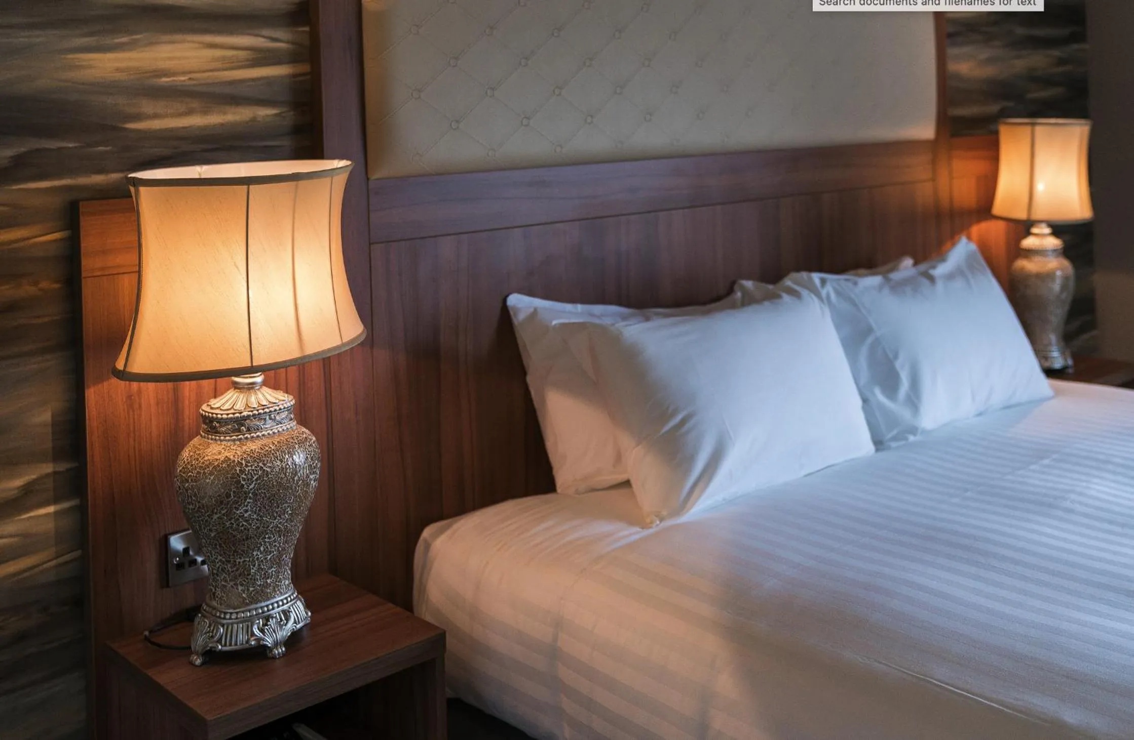 Bed in Dunadry Hotel And Gardens