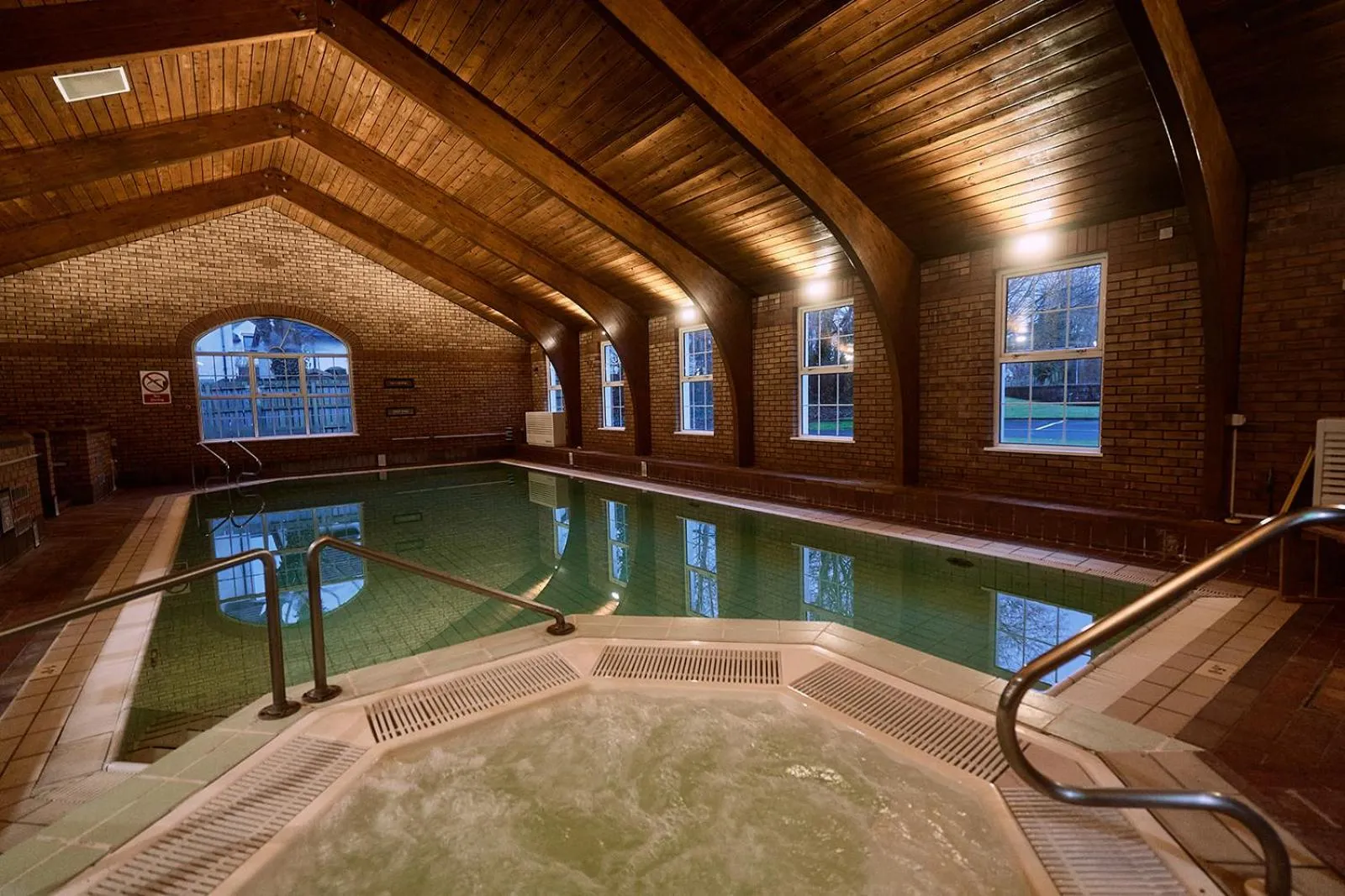 Hot Tub in Dunadry Hotel And Gardens