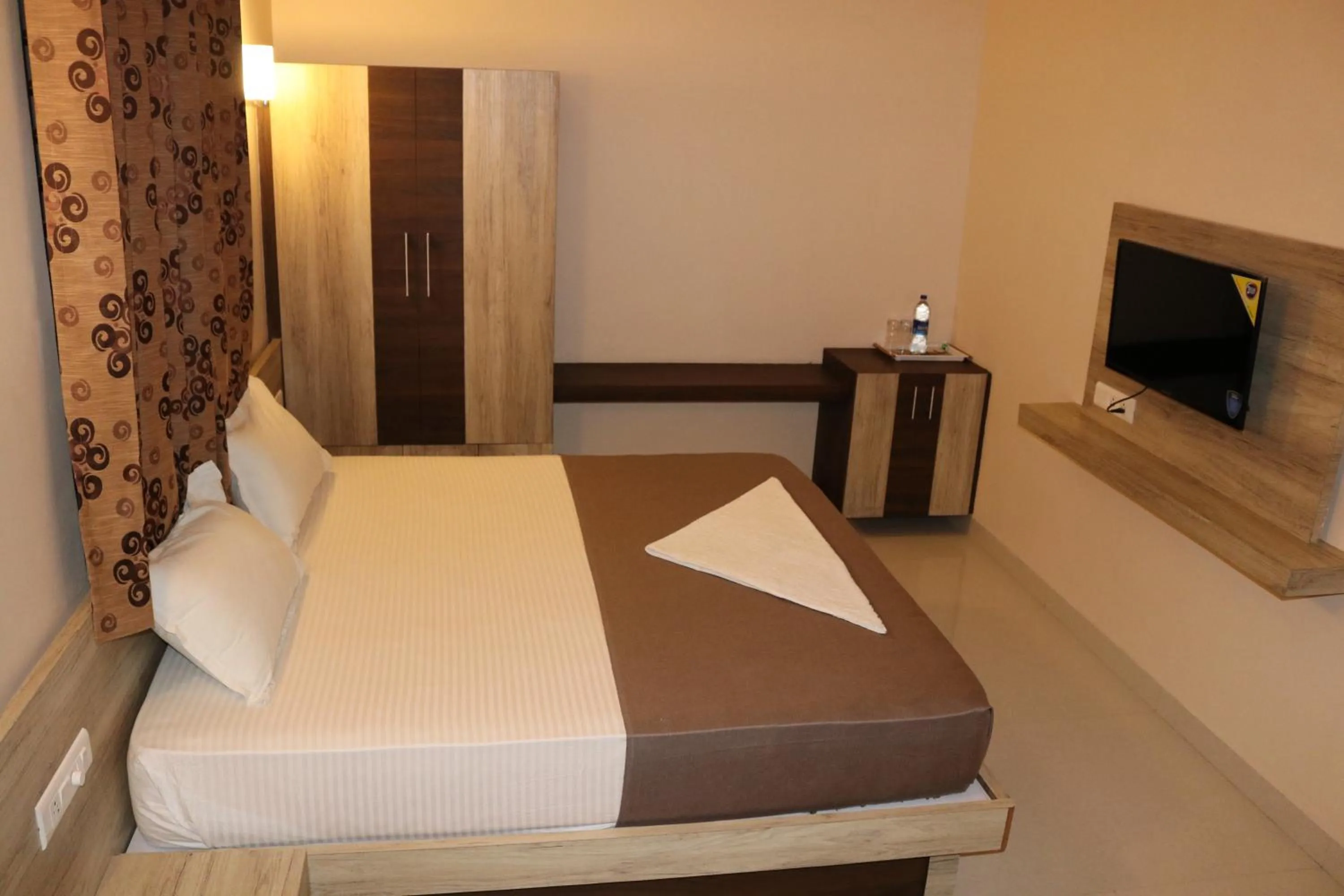 cot, Bed in Jeyam Residency