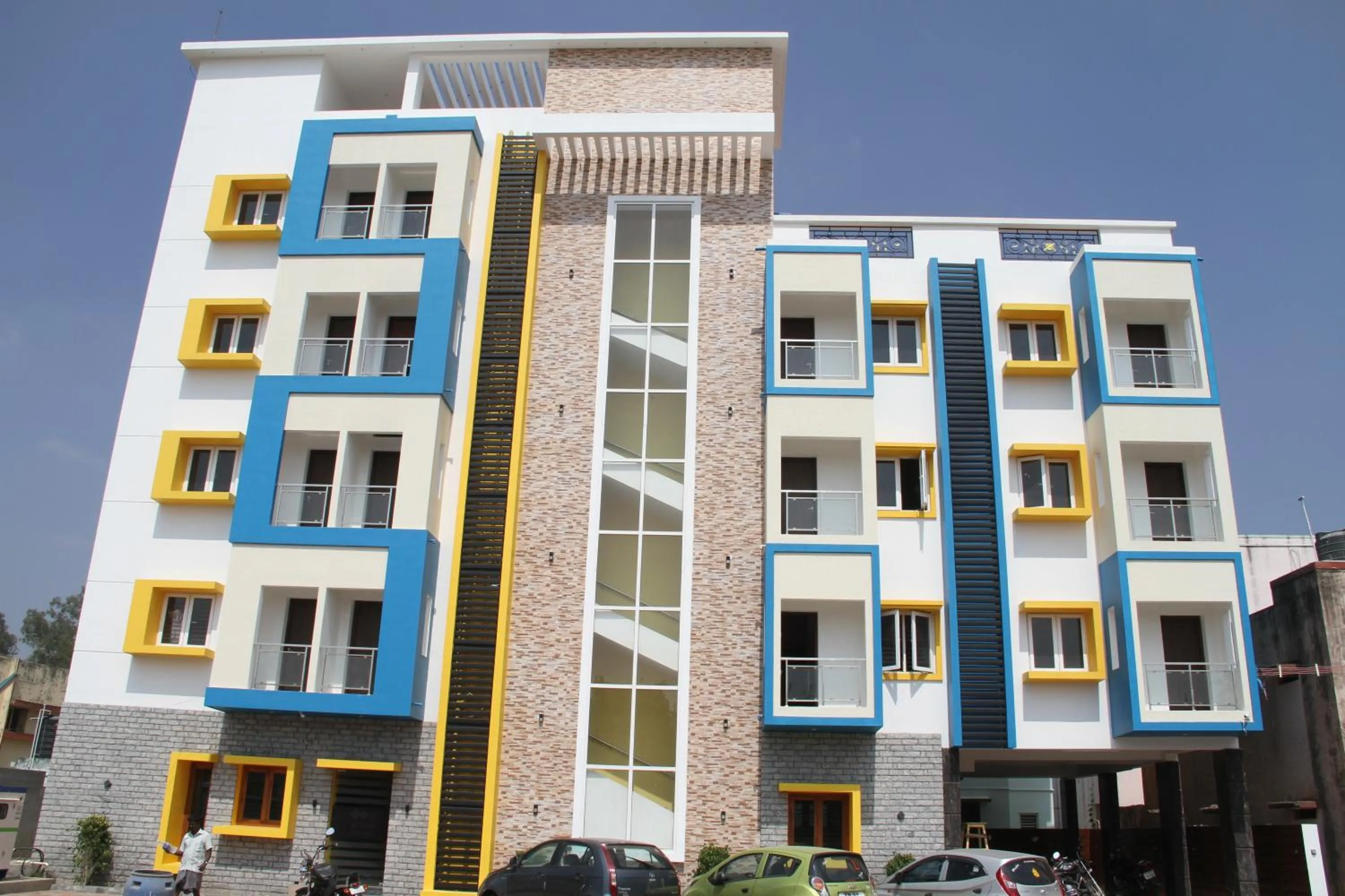 Facade/entrance in Jeyam Residency