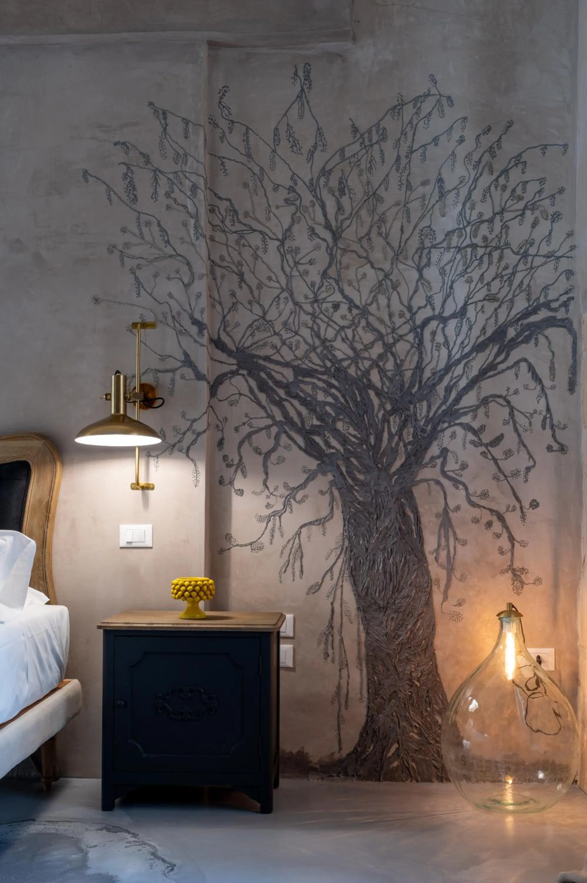 Decorative detail, Bed in Palazzo Sant'Anna Lecce