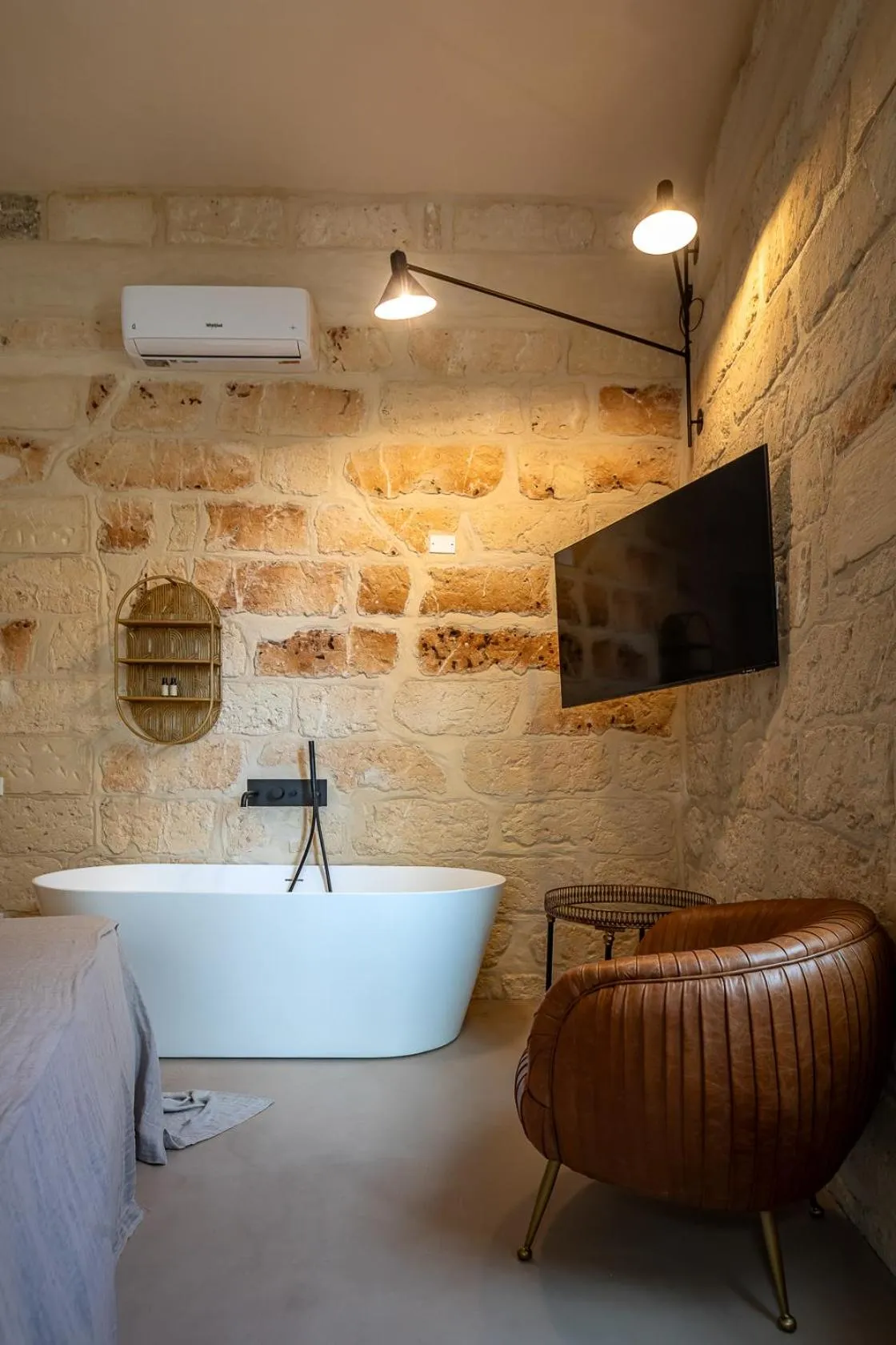 Bath in Palazzo Sant'Anna Lecce