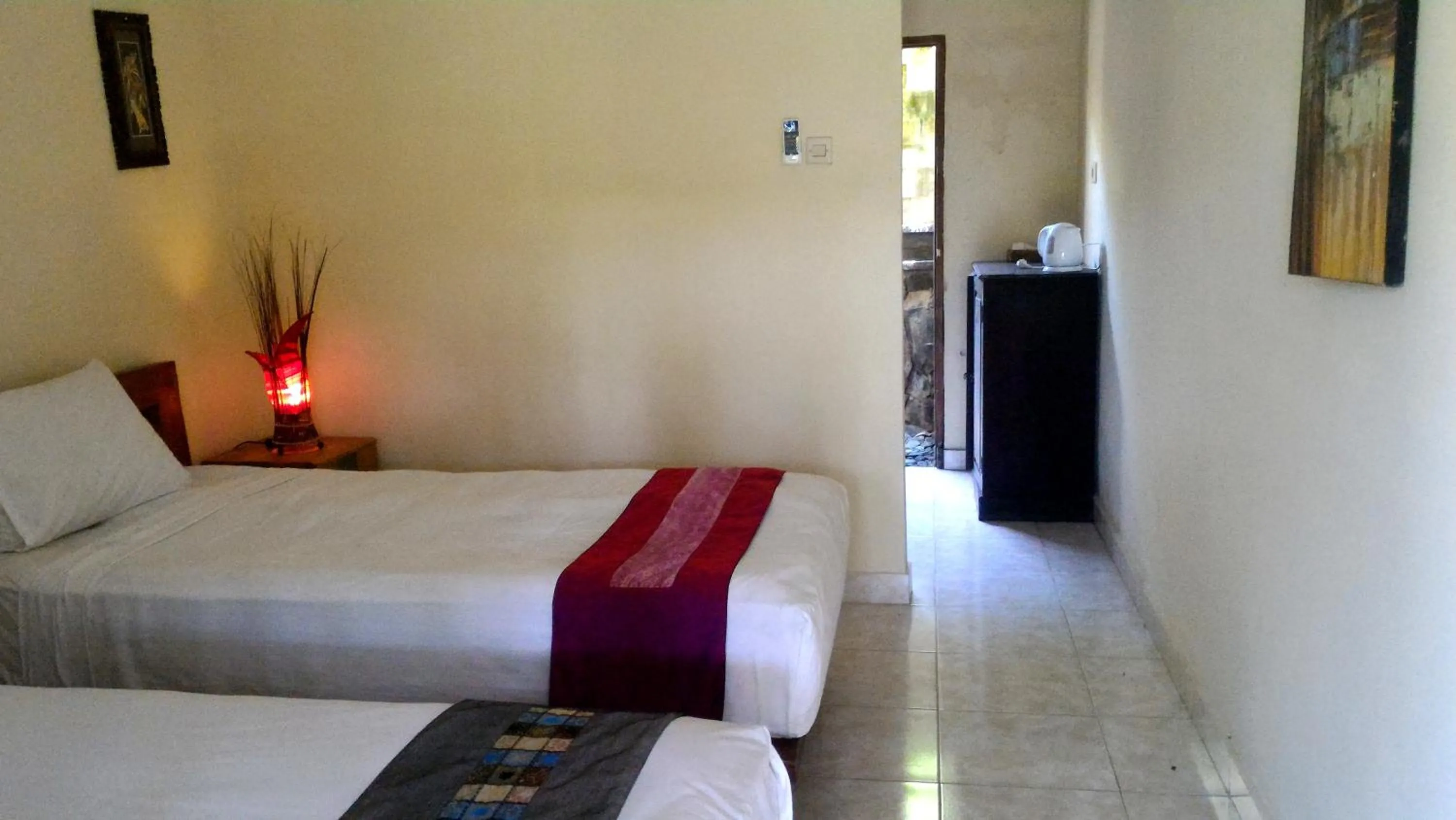 Bedroom, Bed in Astawa House