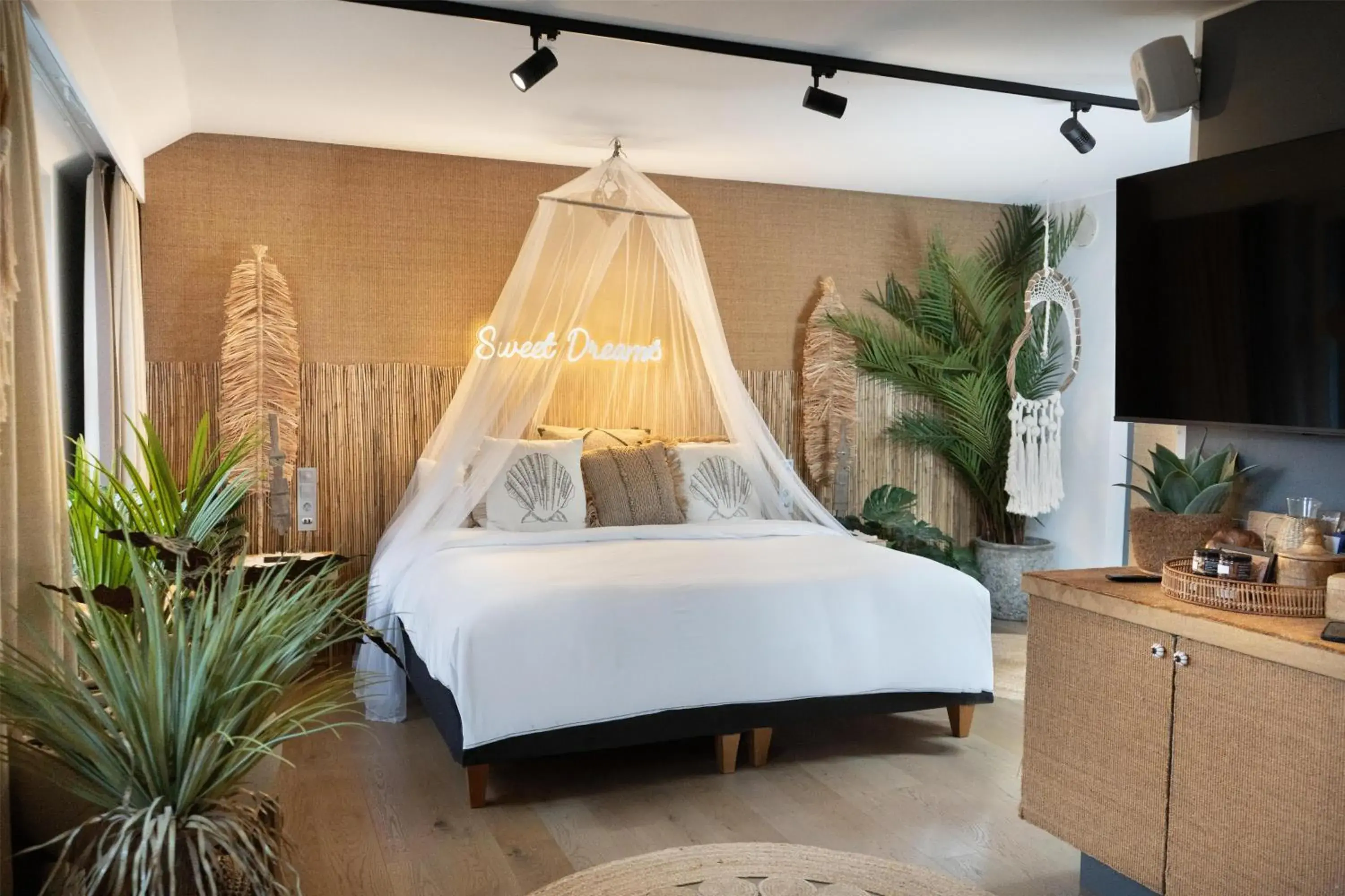 Photo of the whole room, Bed in Radisson Blu Scandinavia Hotel, Göteborg Photo of the whole room, Bed in Radisson Blu Scandinavia Hotel, Göteborg