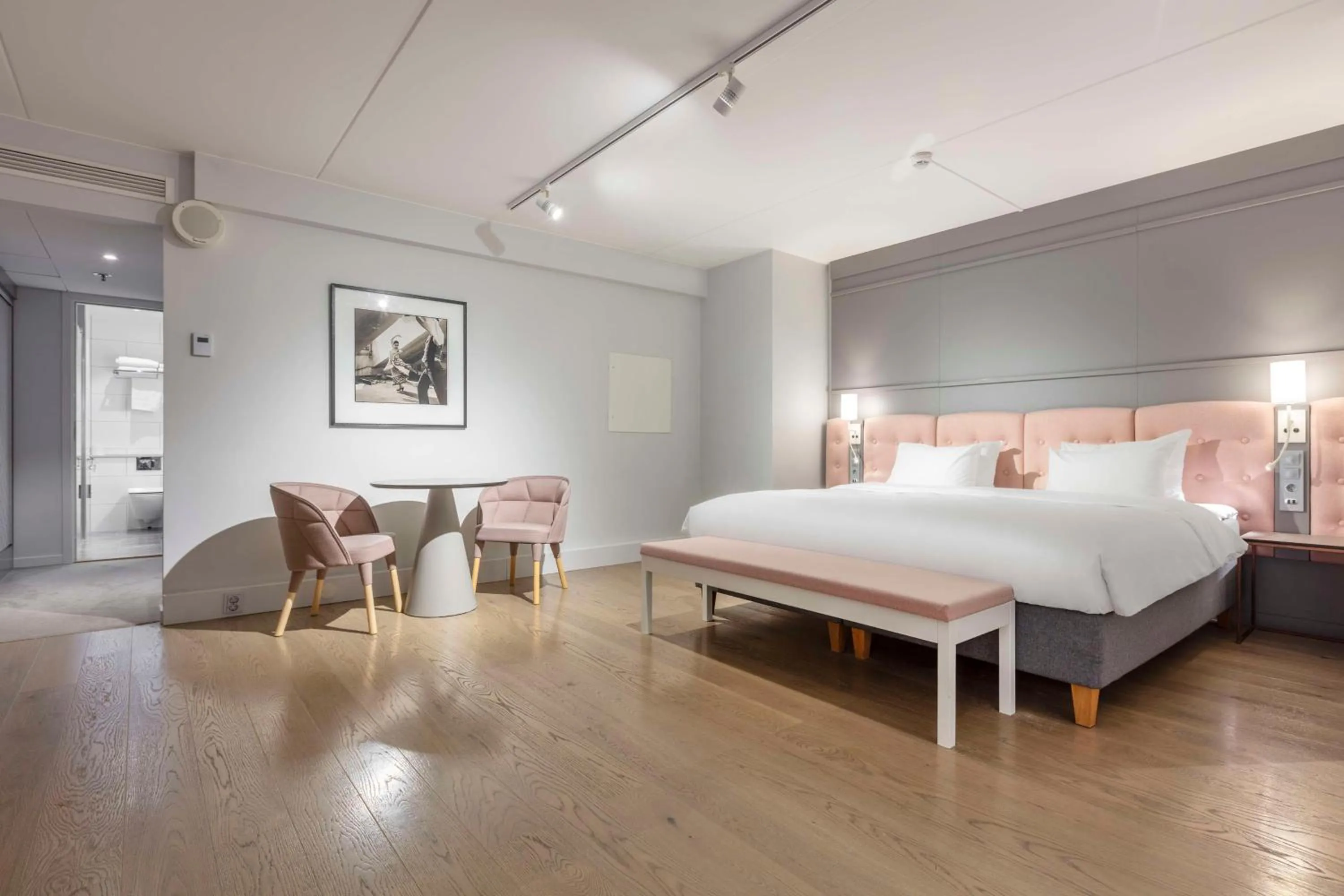 Photo of the whole room, Bed in Radisson Blu Scandinavia Hotel, Göteborg