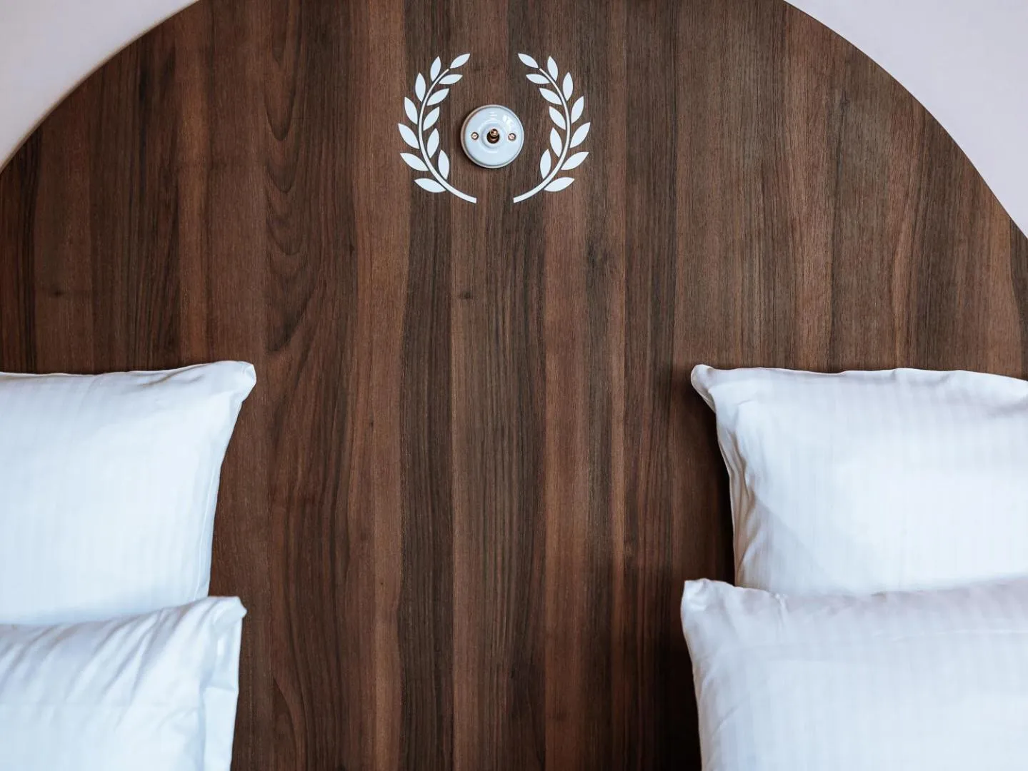 Bed in Académie Hôtel Lyon