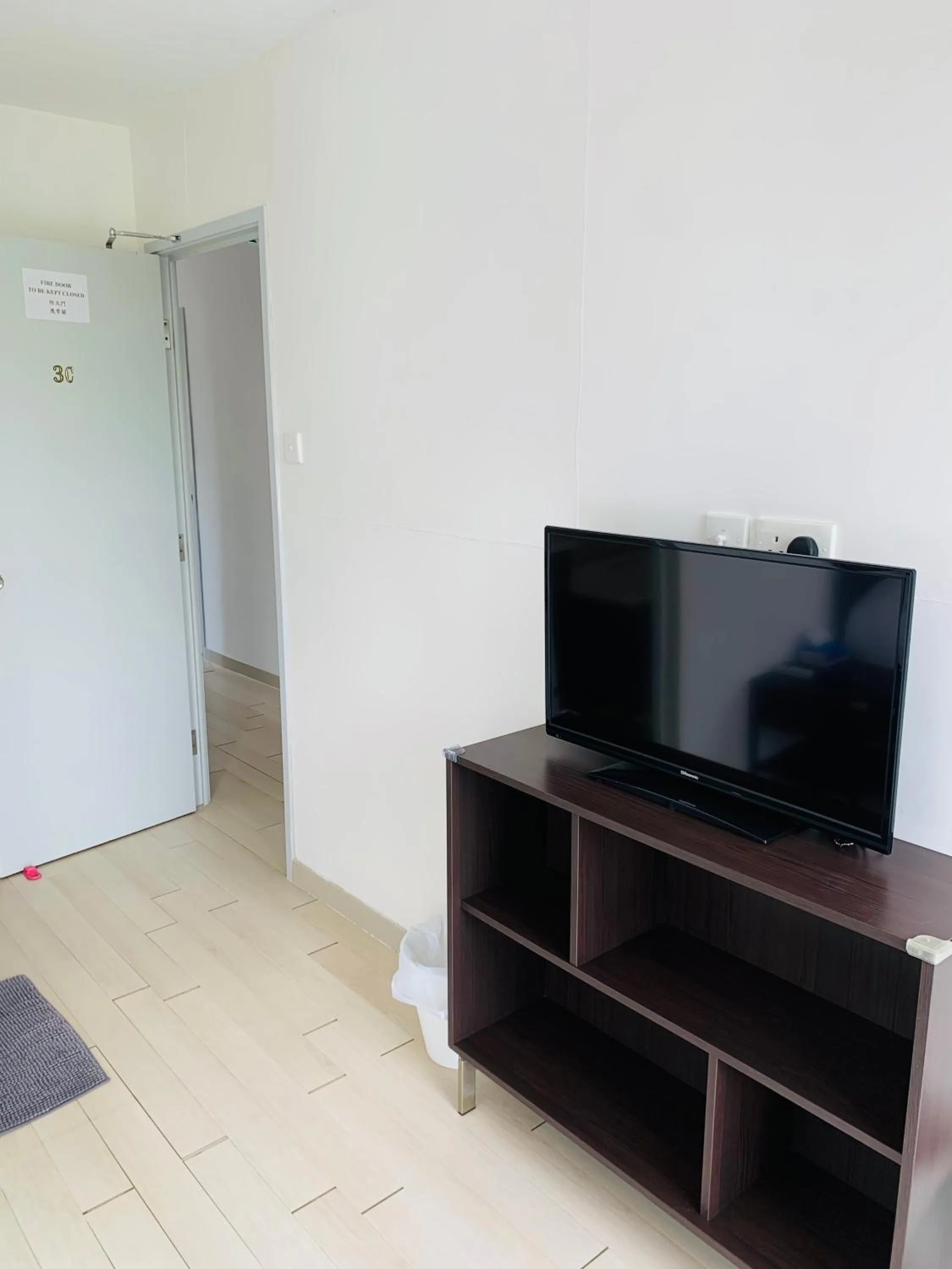 TV and multimedia in City Oasis Guesthouse