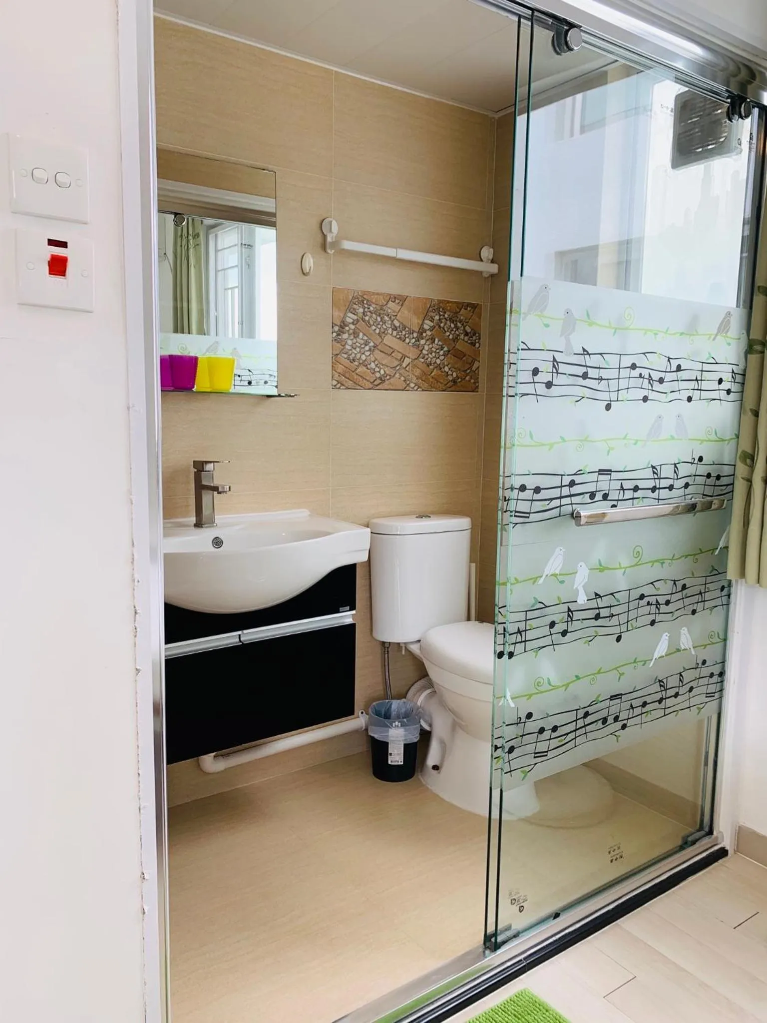 Bathroom in City Oasis Guesthouse