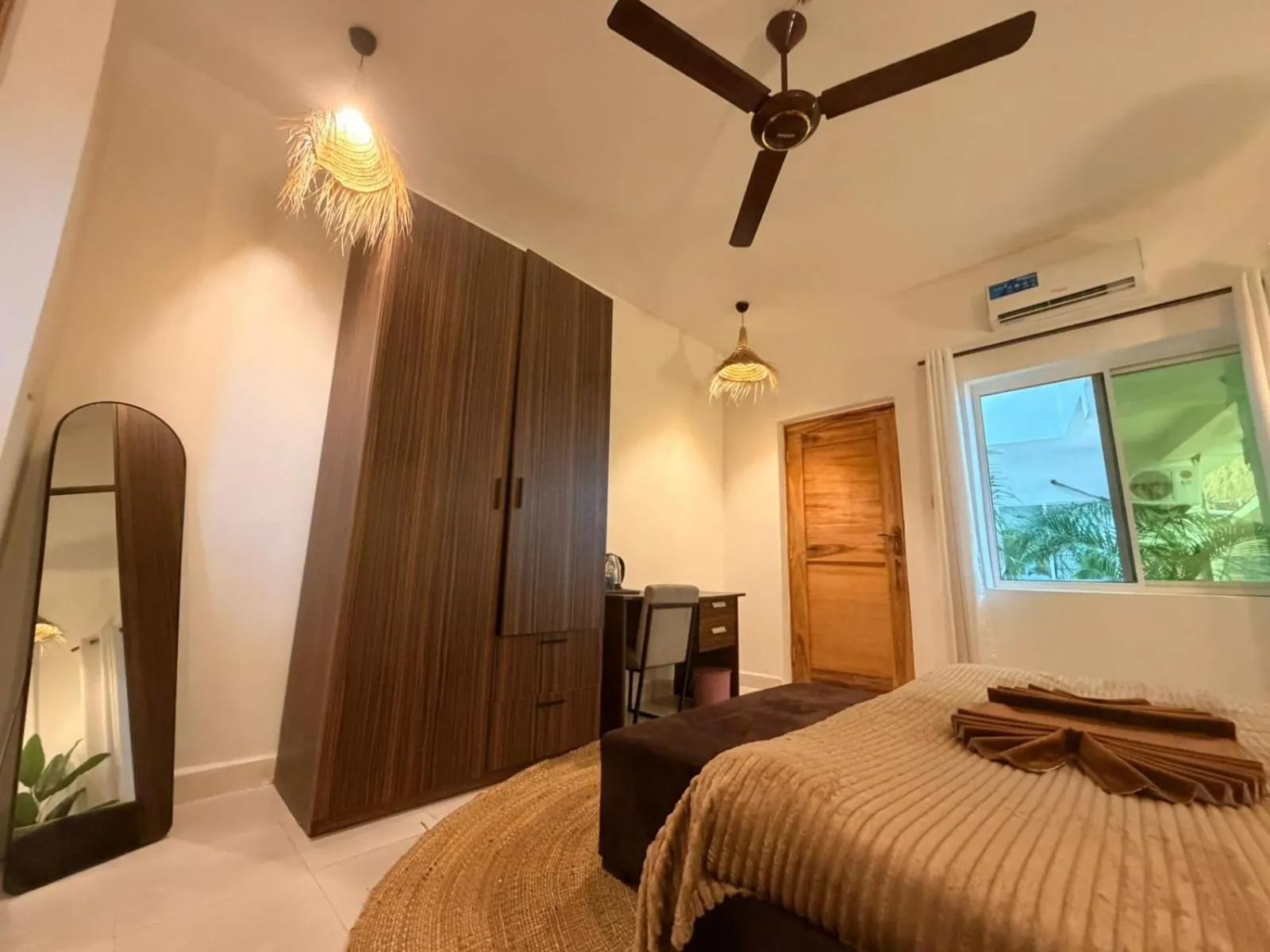 Bedroom, Bed in SunSeaBar Beach Resort