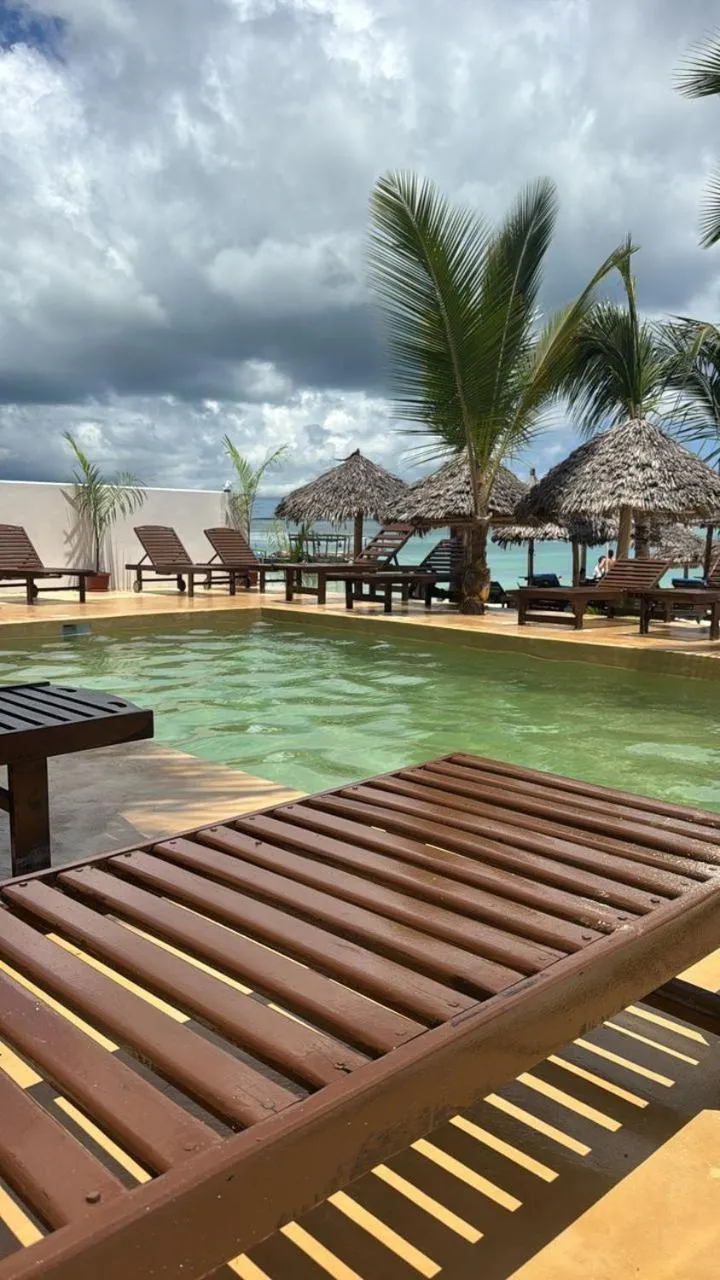 Swimming pool in SunSeaBar Beach Resort