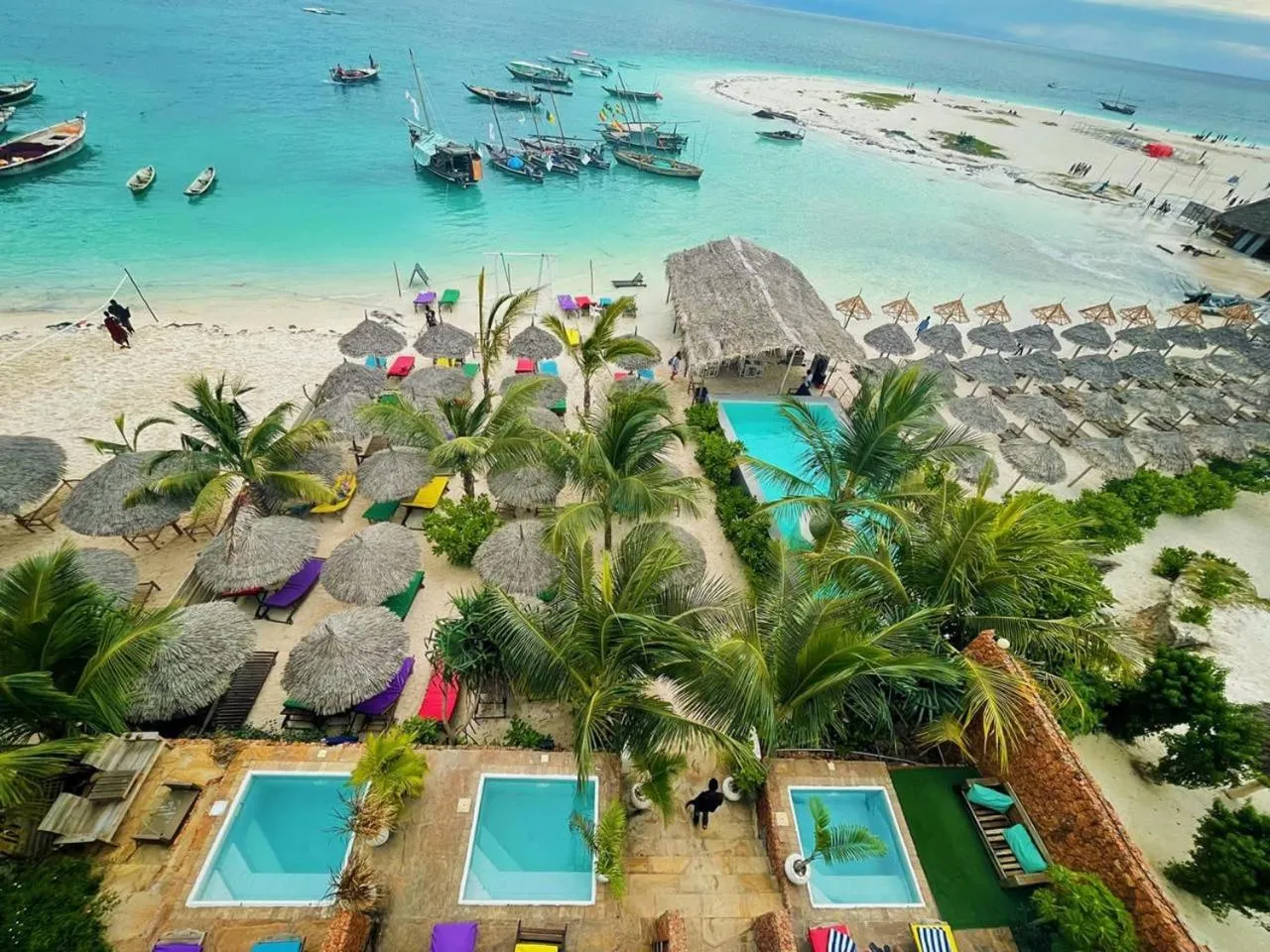 Property building in SunSeaBar Beach Resort