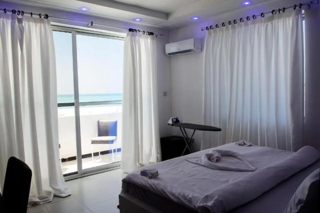 Sea view, Bed in SunSeaBar Beach Resort