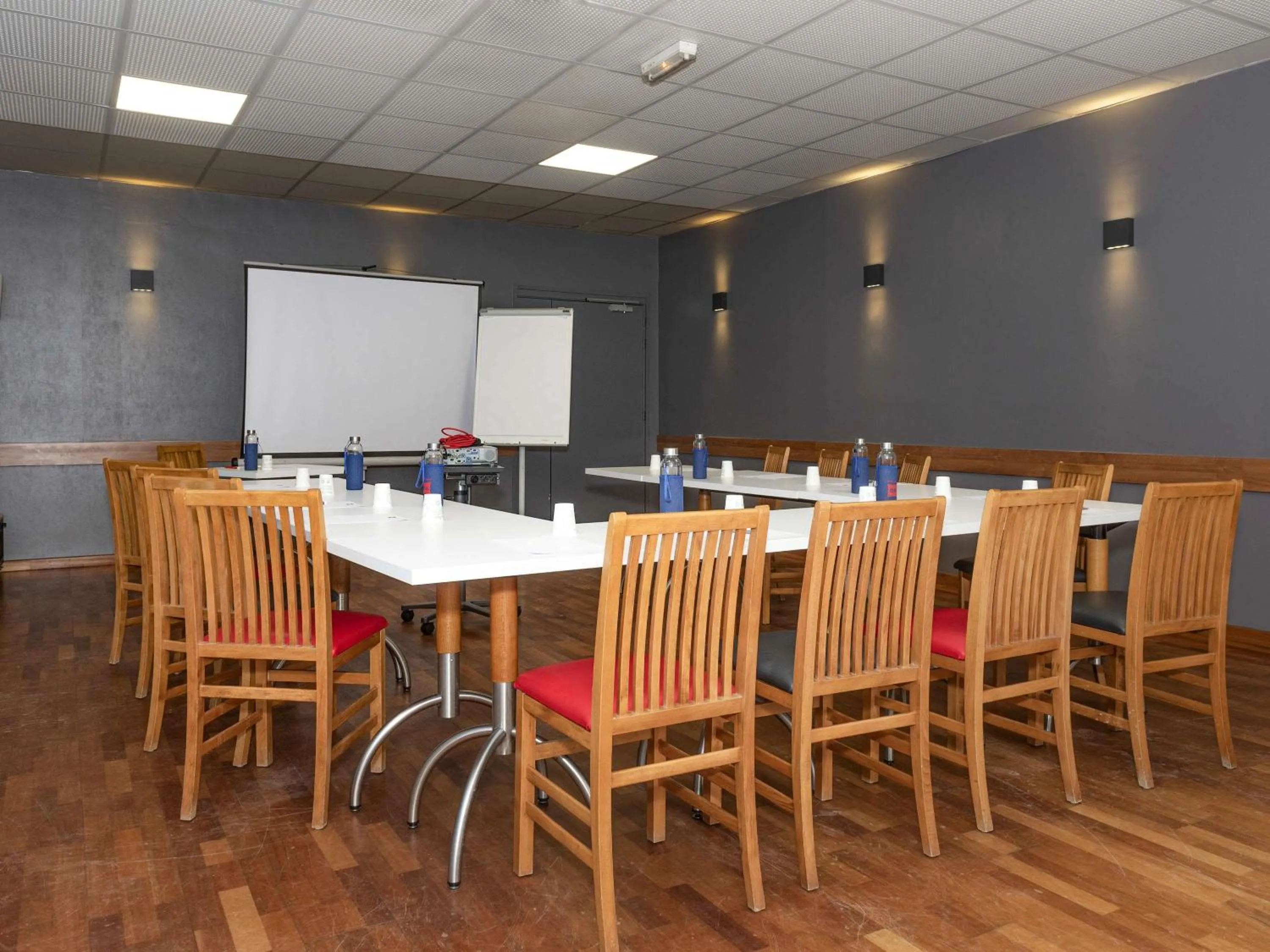 Meeting/conference room in ibis La Bresse Gérardmer