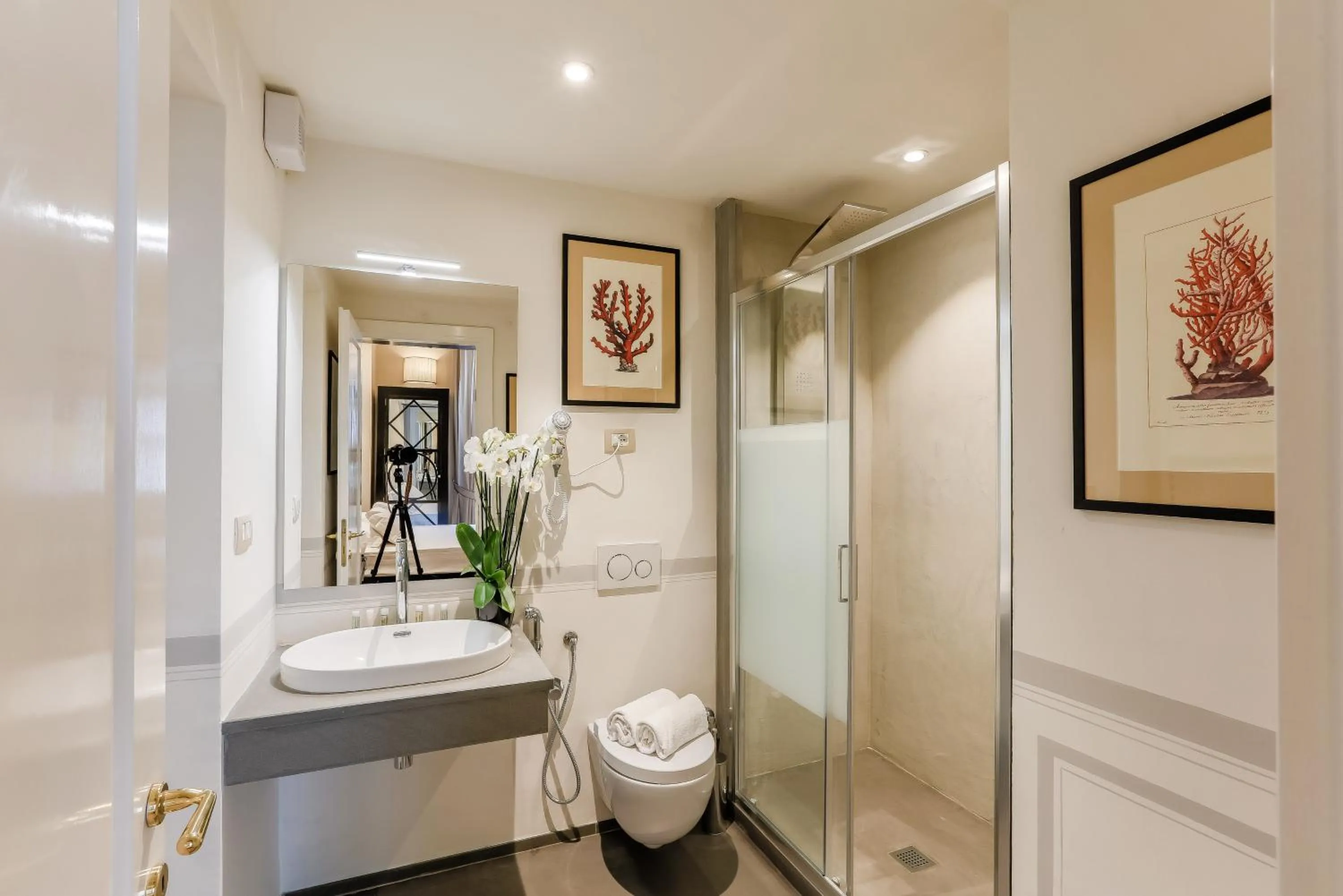 Shower in Relais Tosinghi