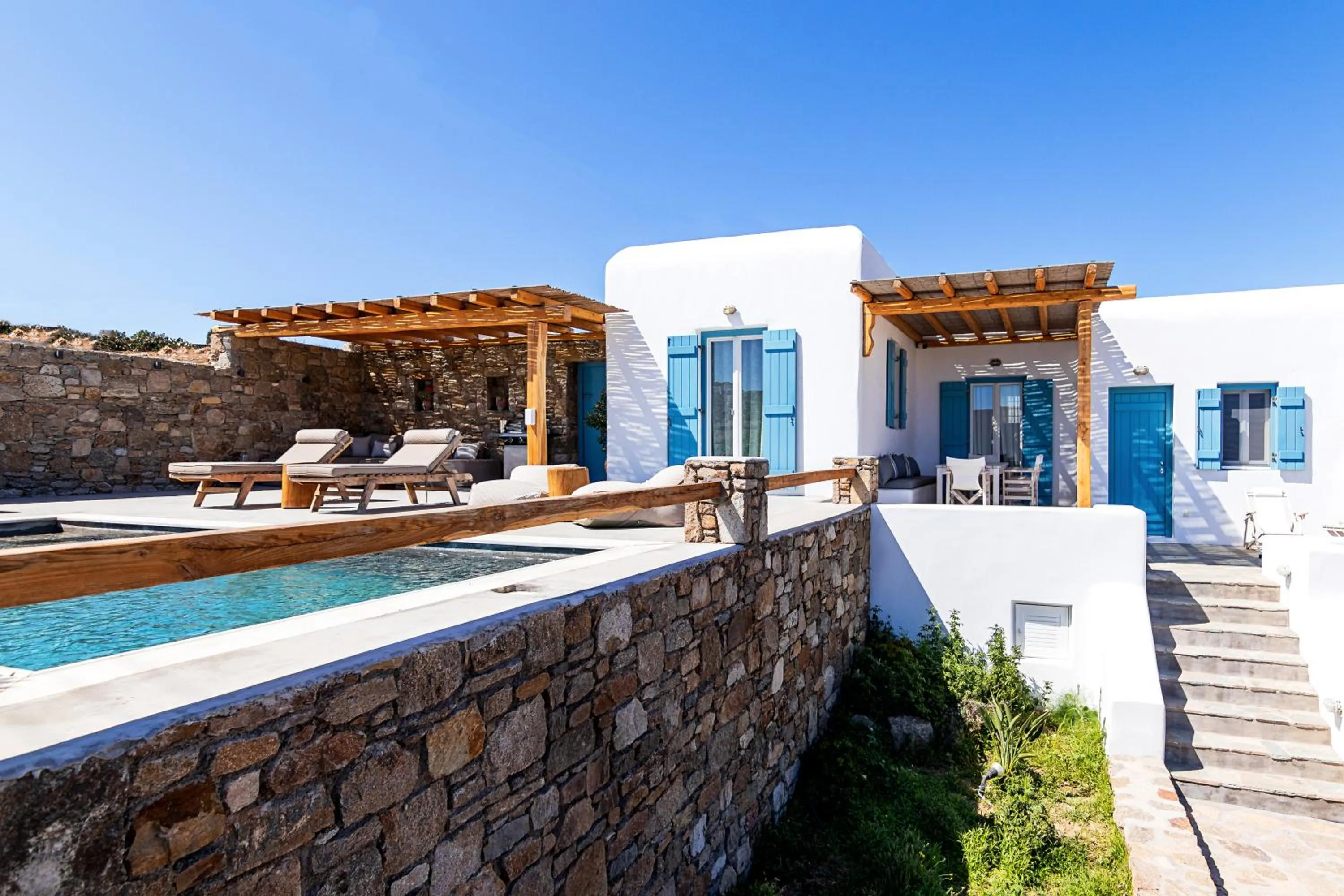 Property building in Livadi House
