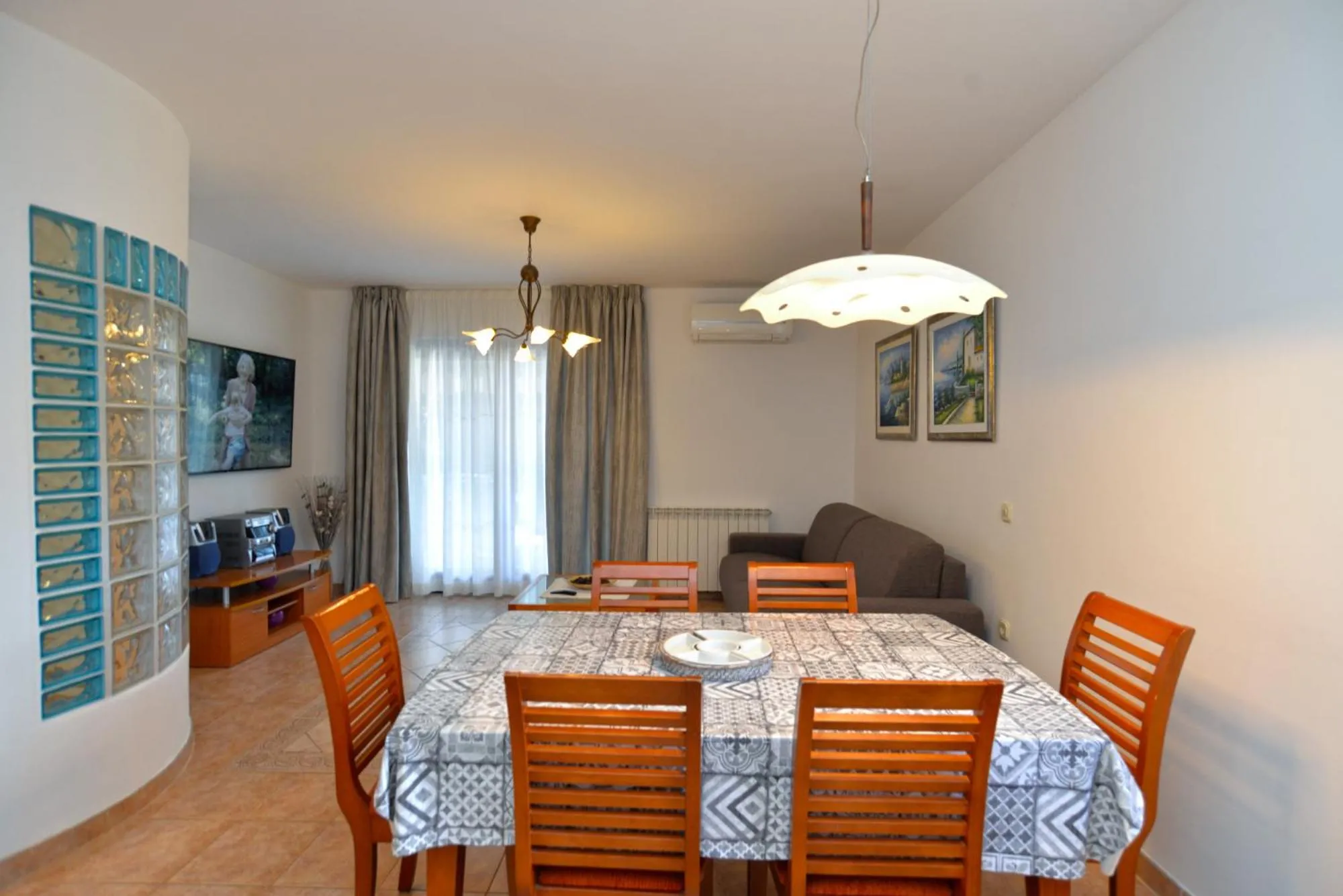 Apartments Elvis 1299