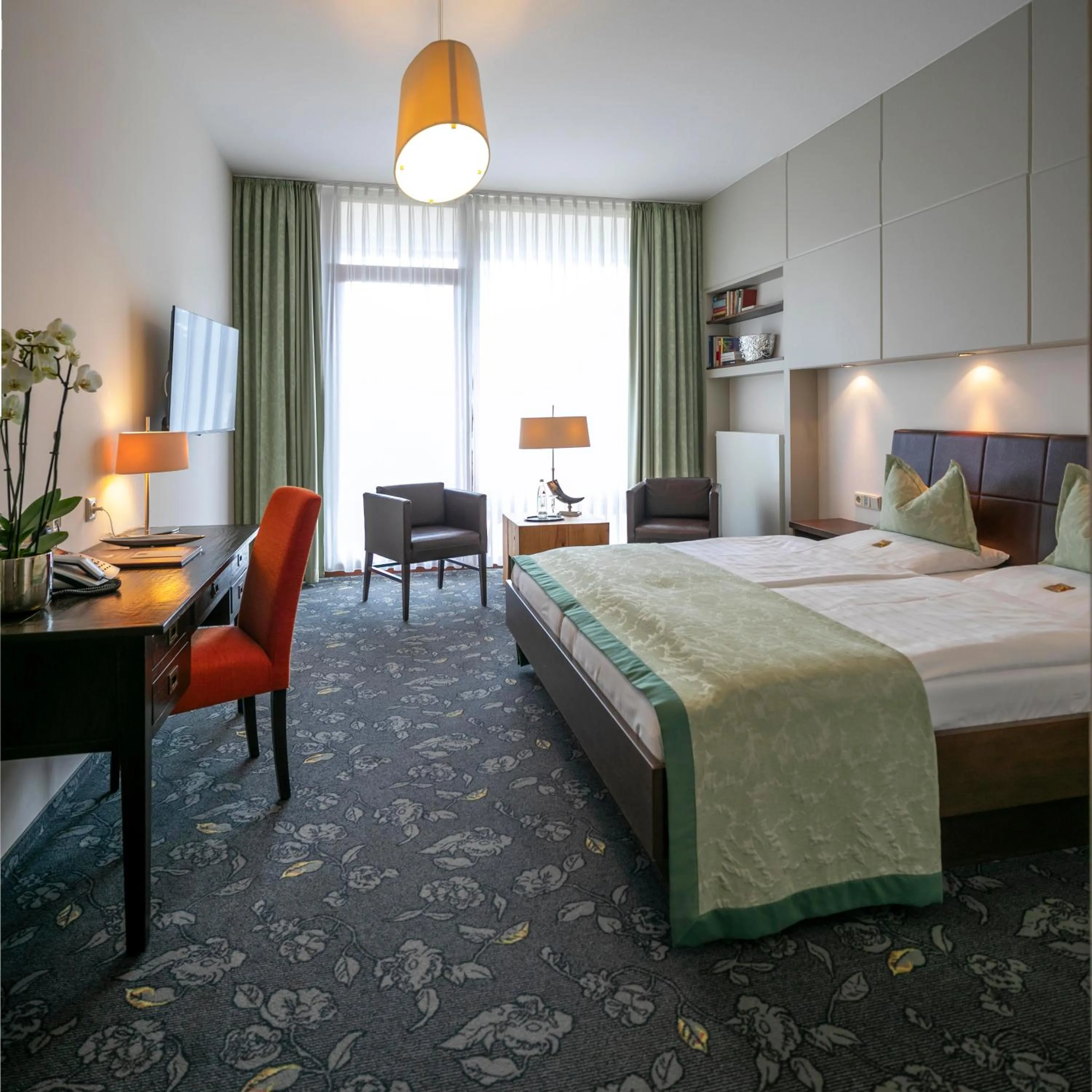 Photo of the whole room, Bed in Hotel Landhaus Pollmeyer