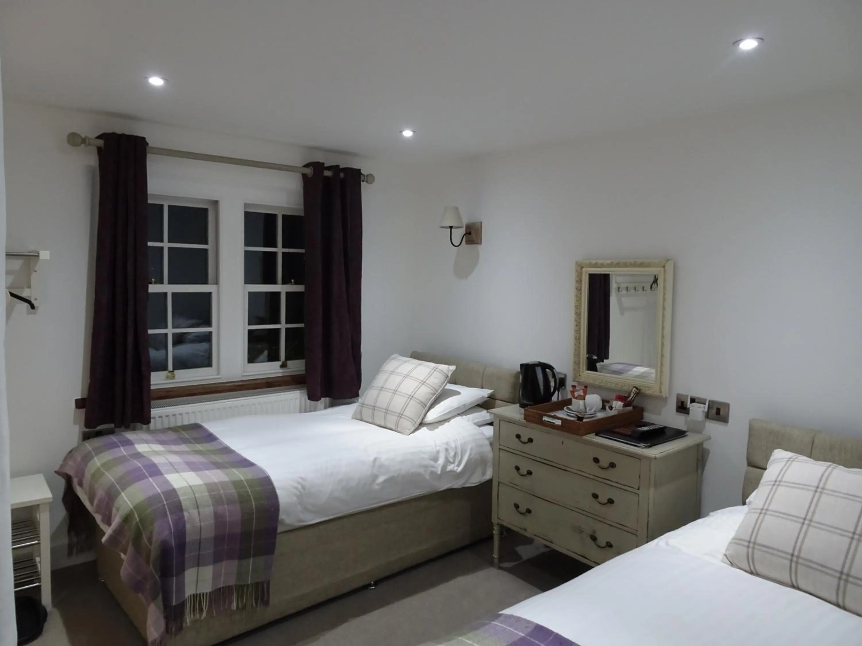 Bed in Ty Gwyn Hotel