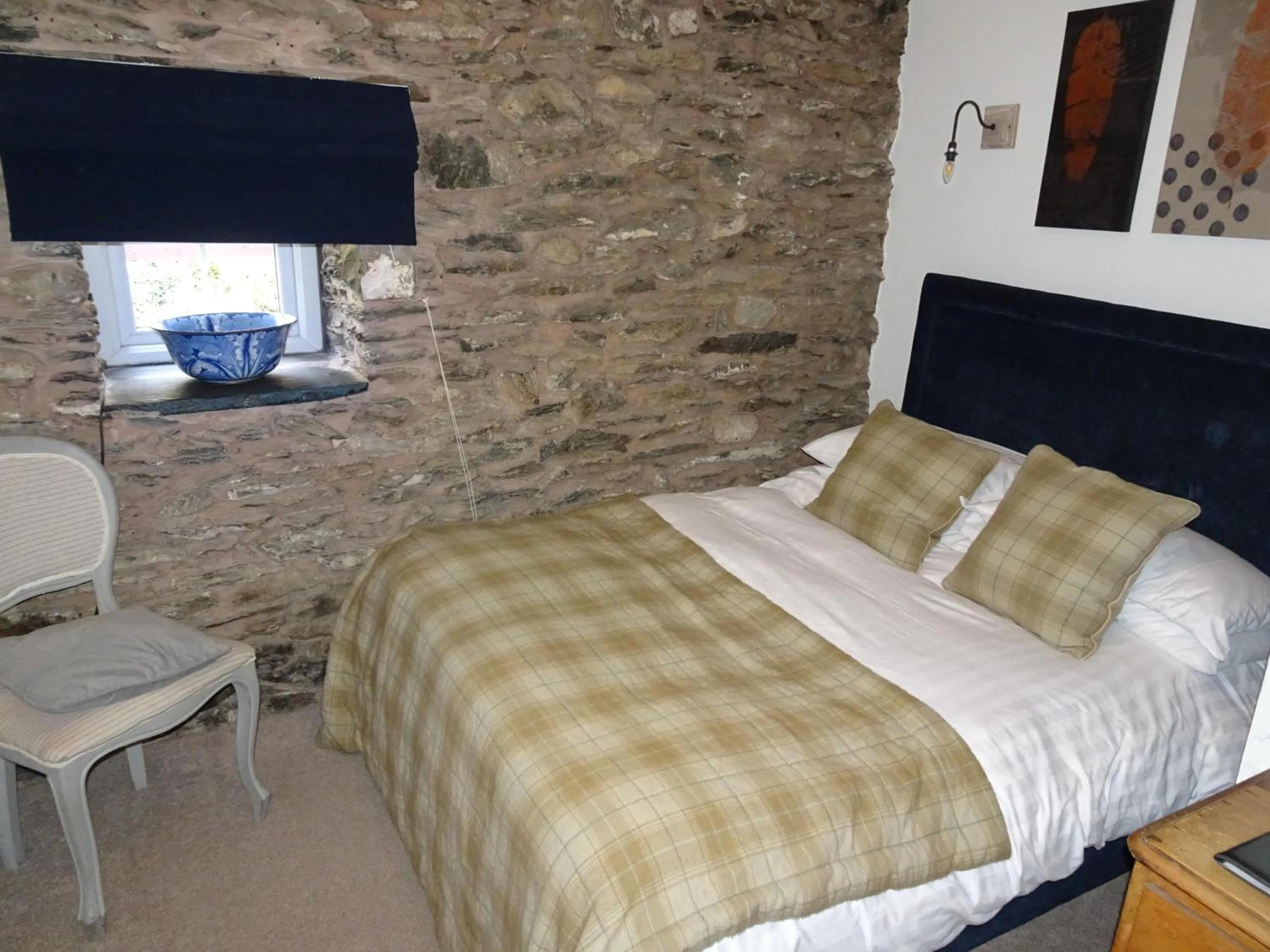 Bed in Ty Gwyn Hotel