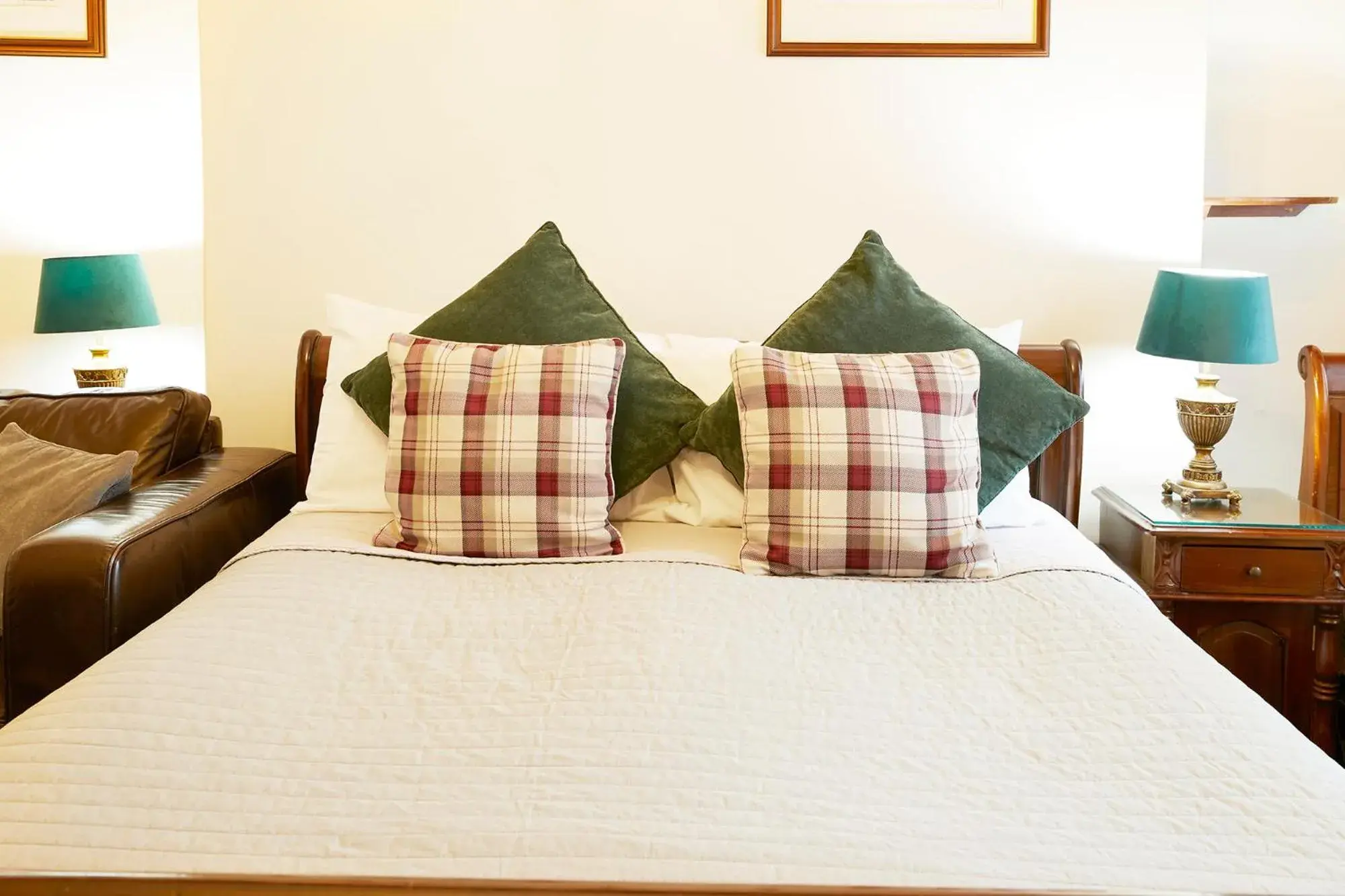 Family Room with sofa bed in Mansion House Family Room with sofa bed in Mansion House