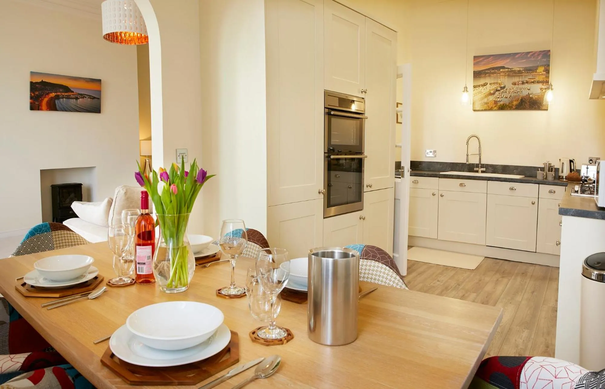Kitchen or kitchenette in Mansion House