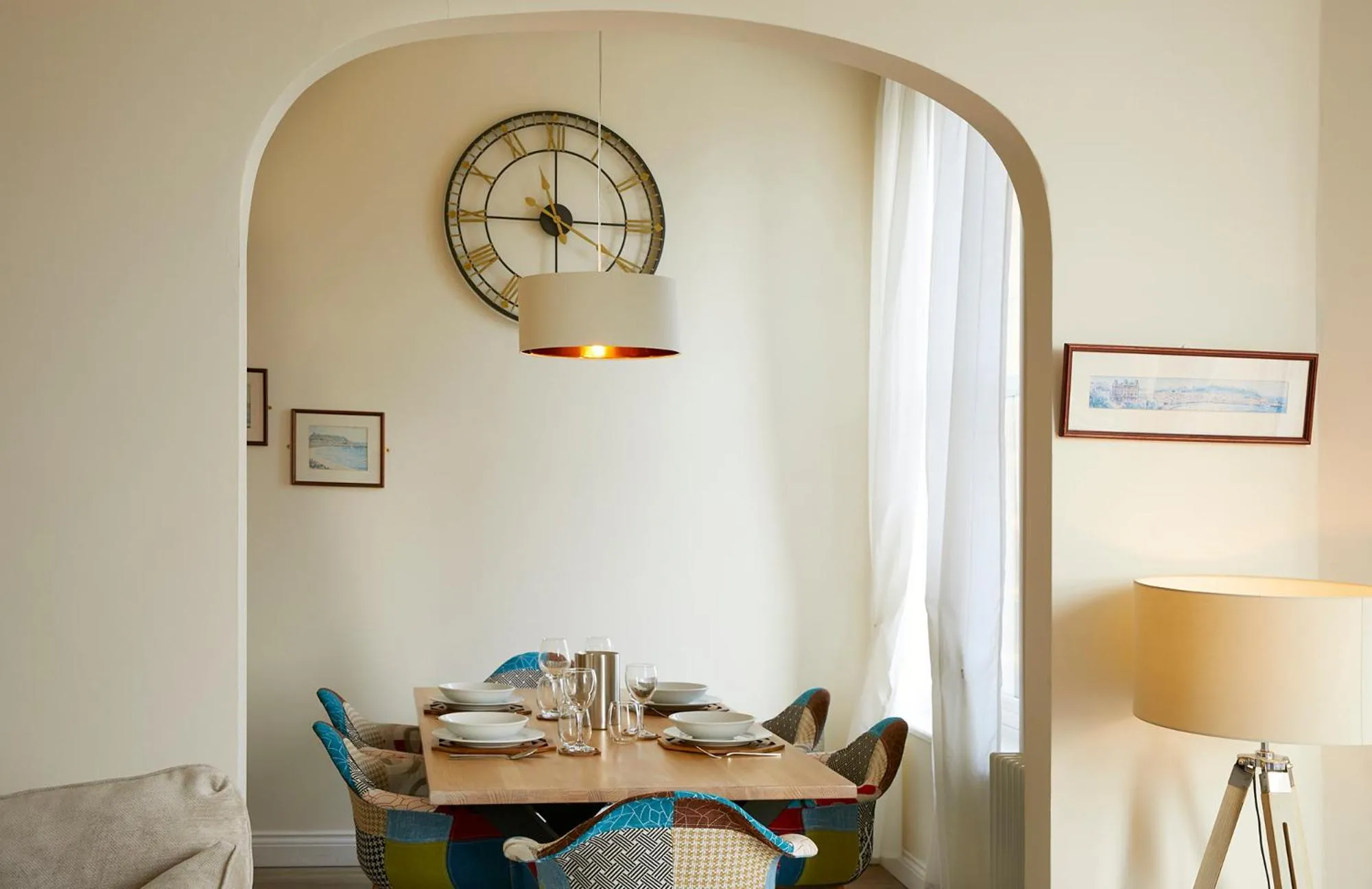 Living room in Mansion House