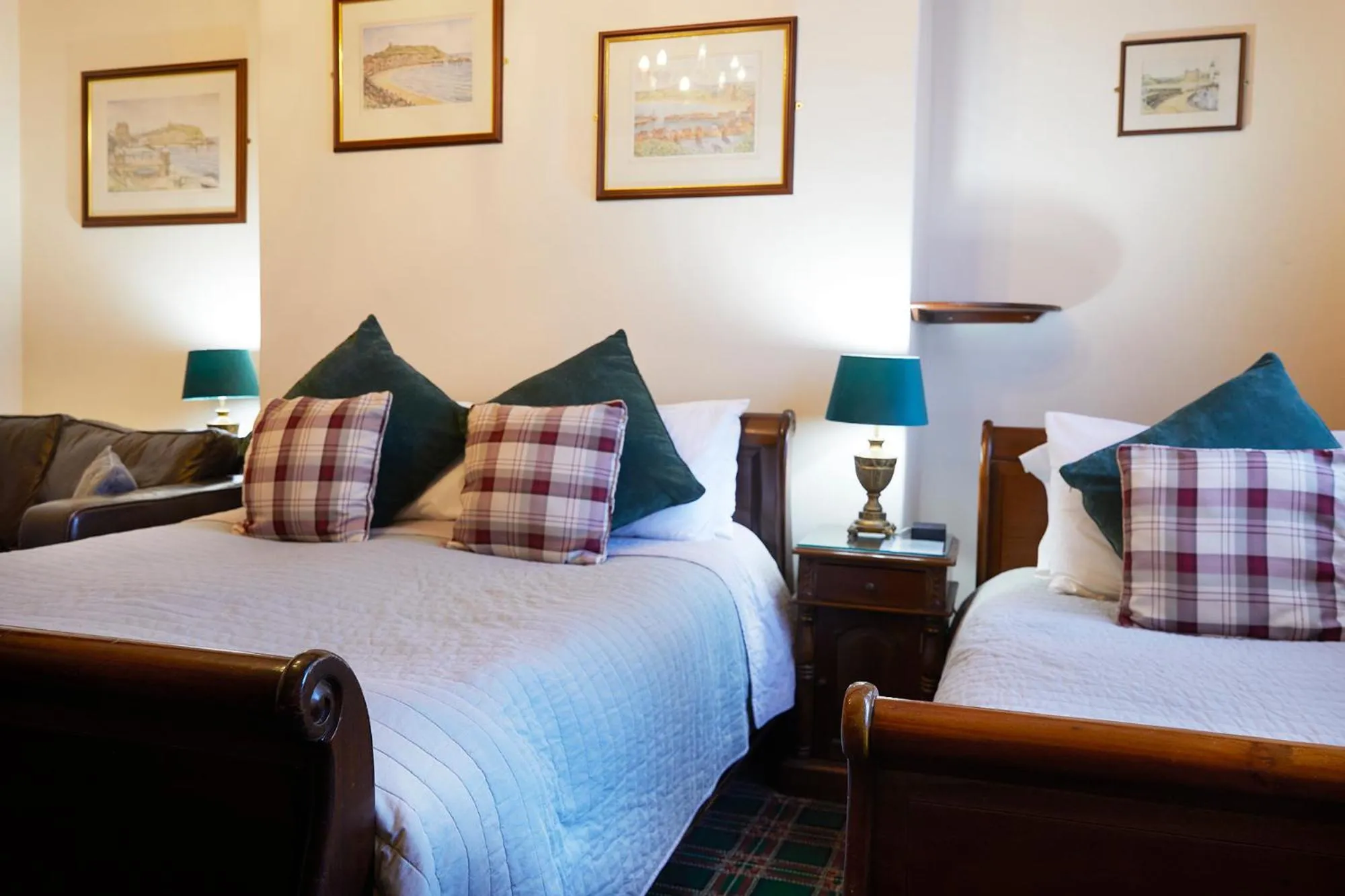 Bed in Mansion House