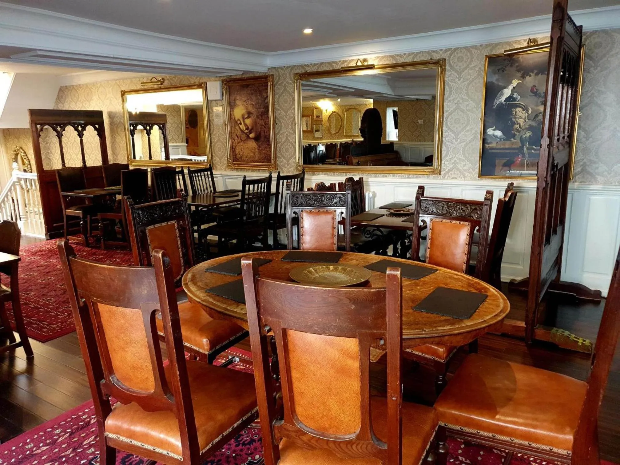 Restaurant/places to eat in Rose Tor Hotel