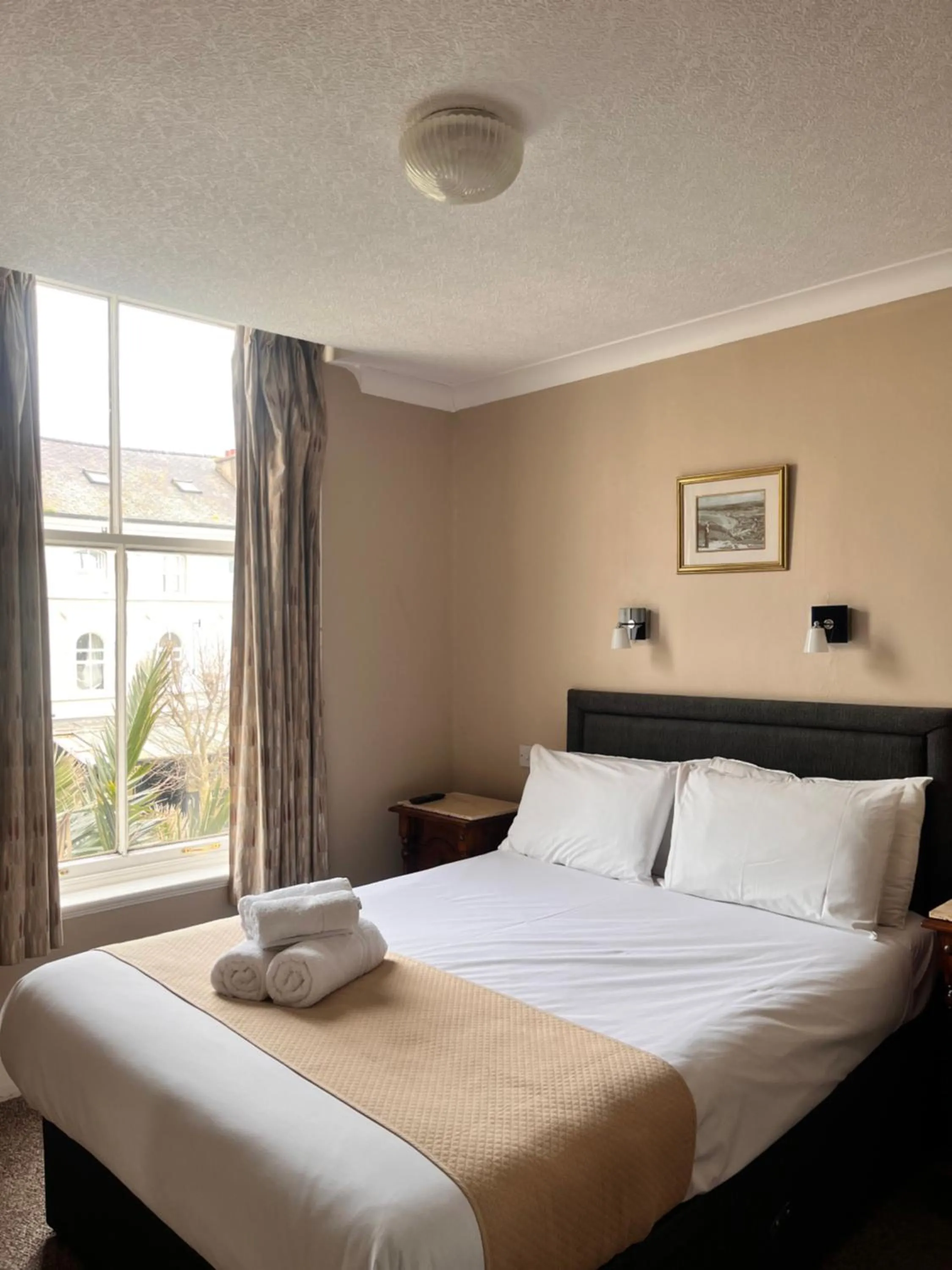 Bed in Rose Tor Hotel