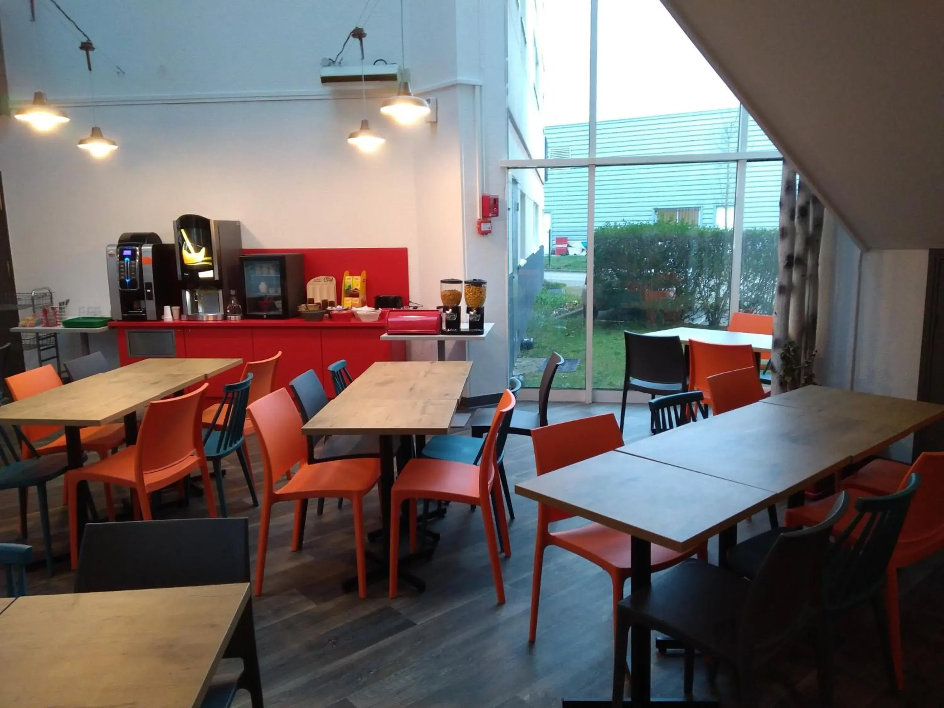 Lounge or bar in Hotel F1 Maurepas Lounge or bar in Hotel F1 Maurepas