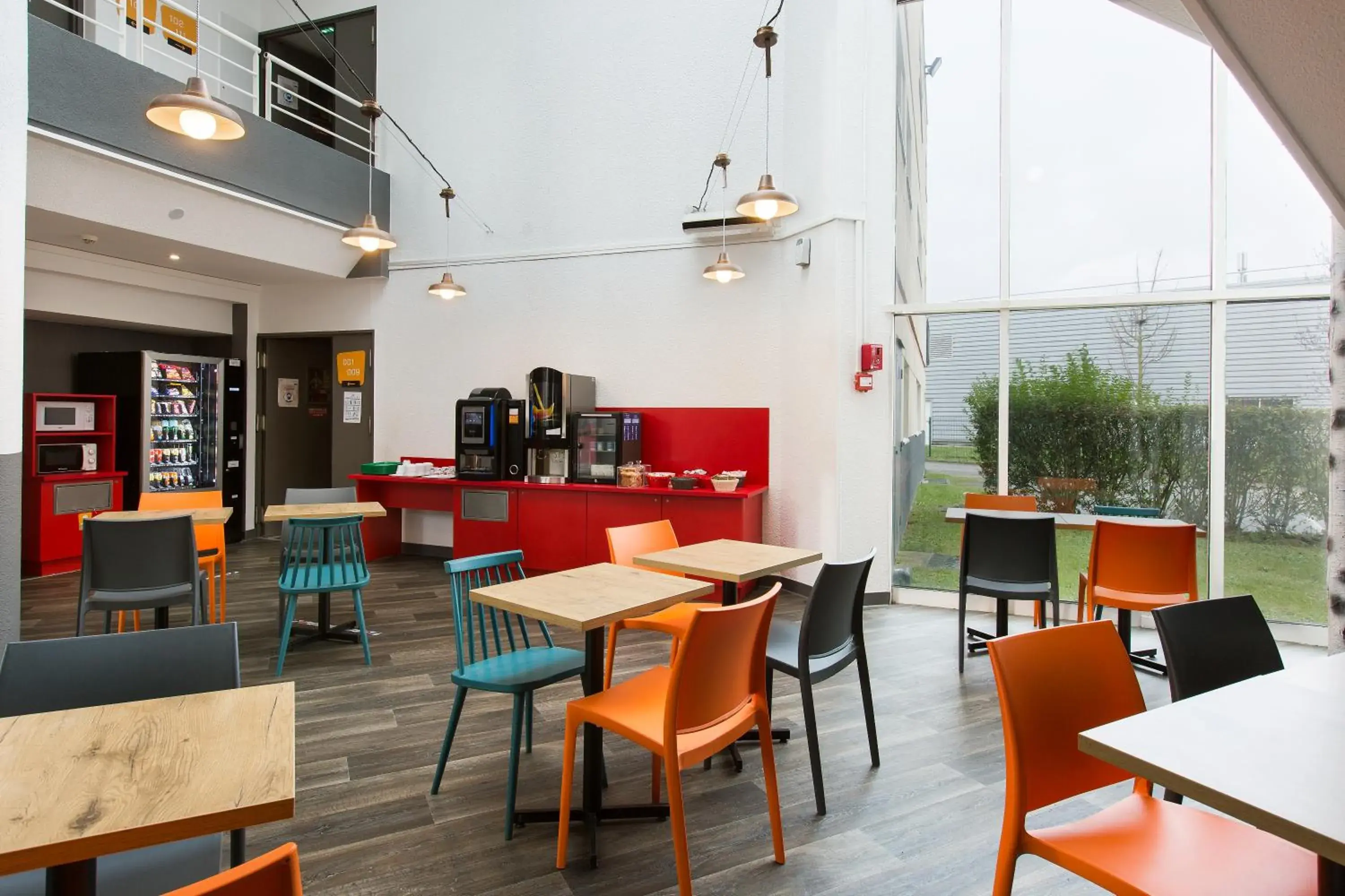 Breakfast in Hotel F1 Maurepas Breakfast in Hotel F1 Maurepas