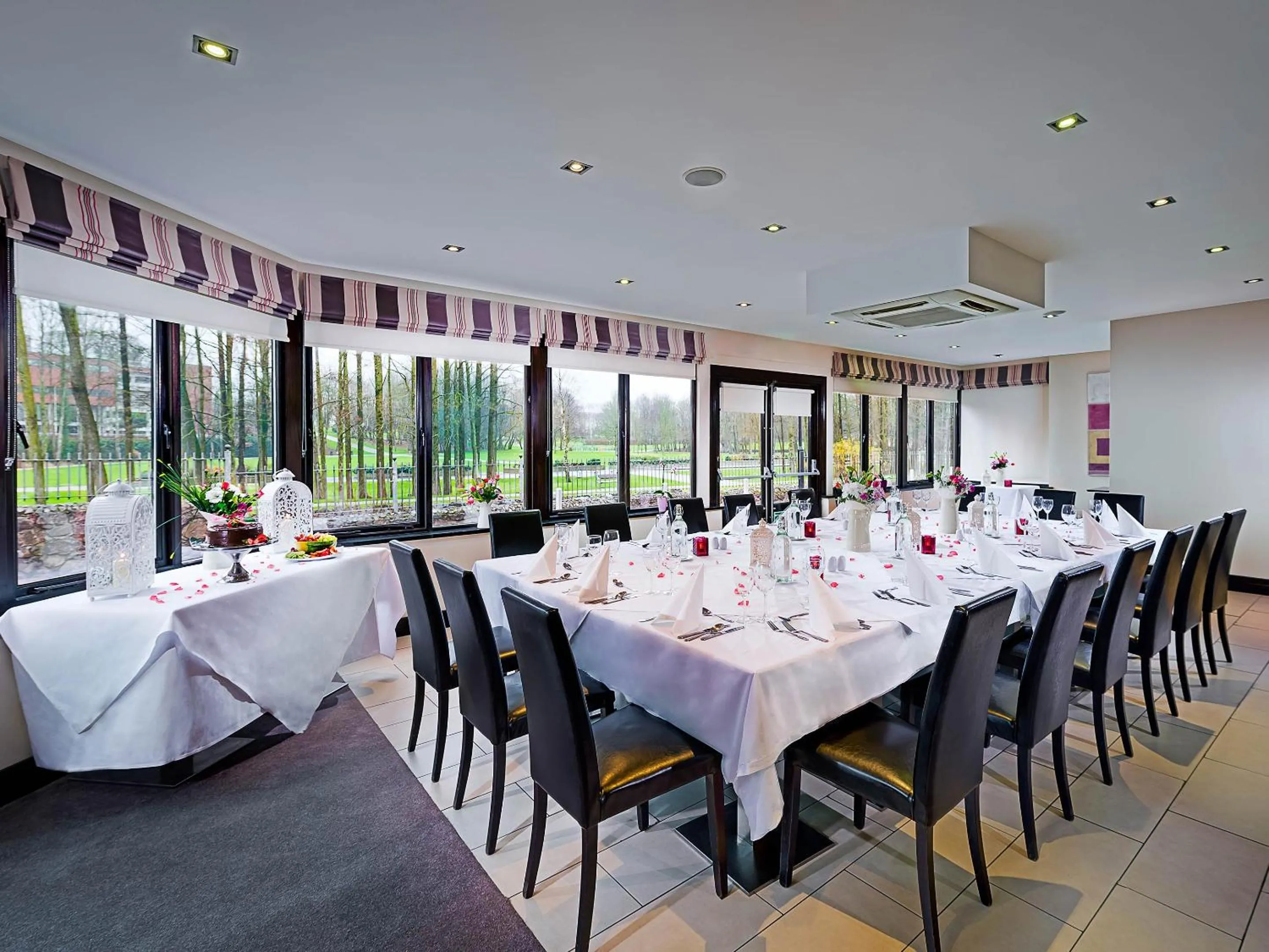 Restaurant/places to eat in Central Hotel Tullamore