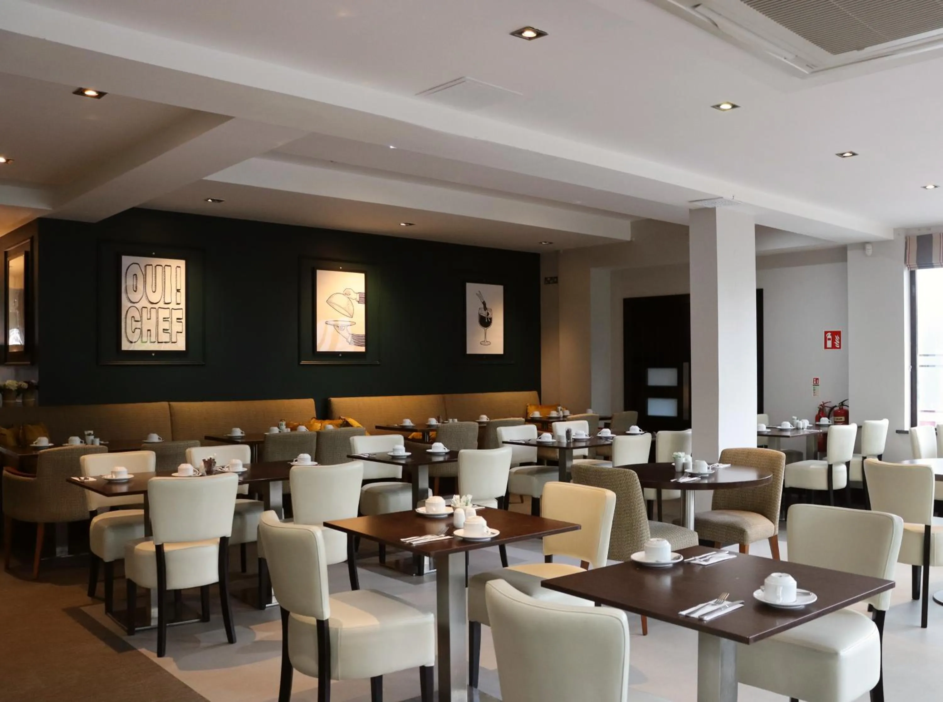 Restaurant/places to eat in Central Hotel Tullamore