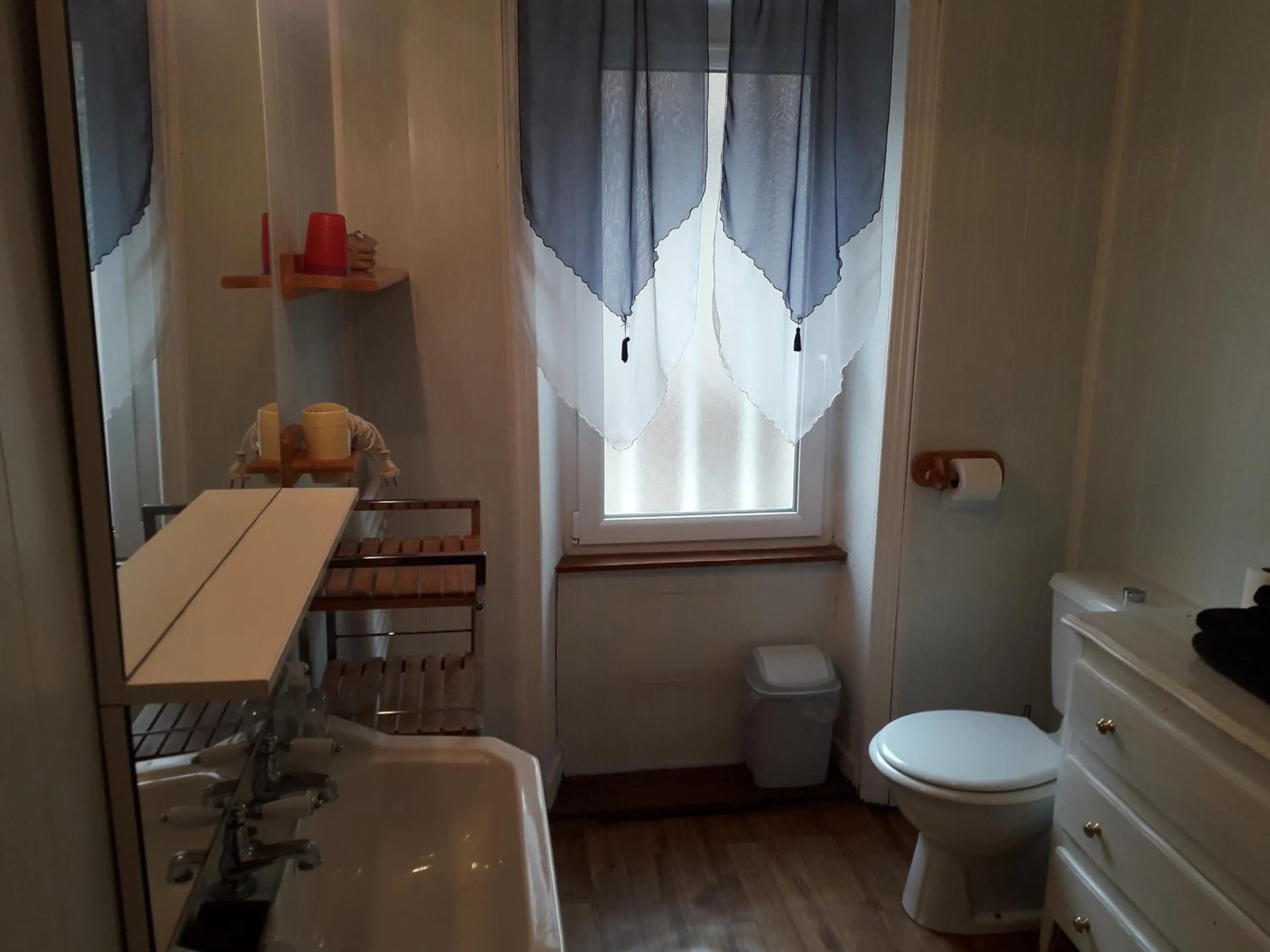 Bathroom in Gite familial à Carentan