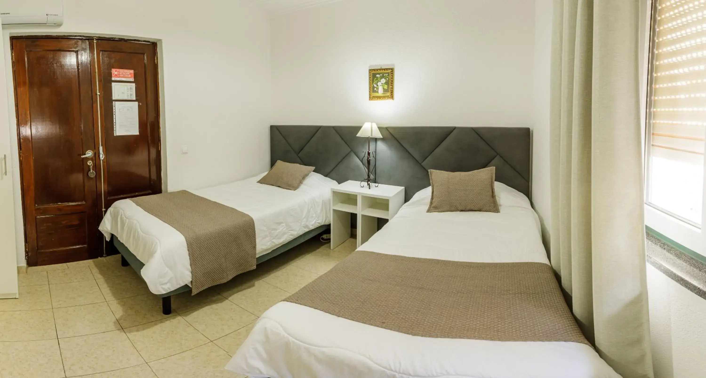 Twin Room with Private Bathroom in Hospedaria Australia Twin Room with Private Bathroom in Hospedaria Australia