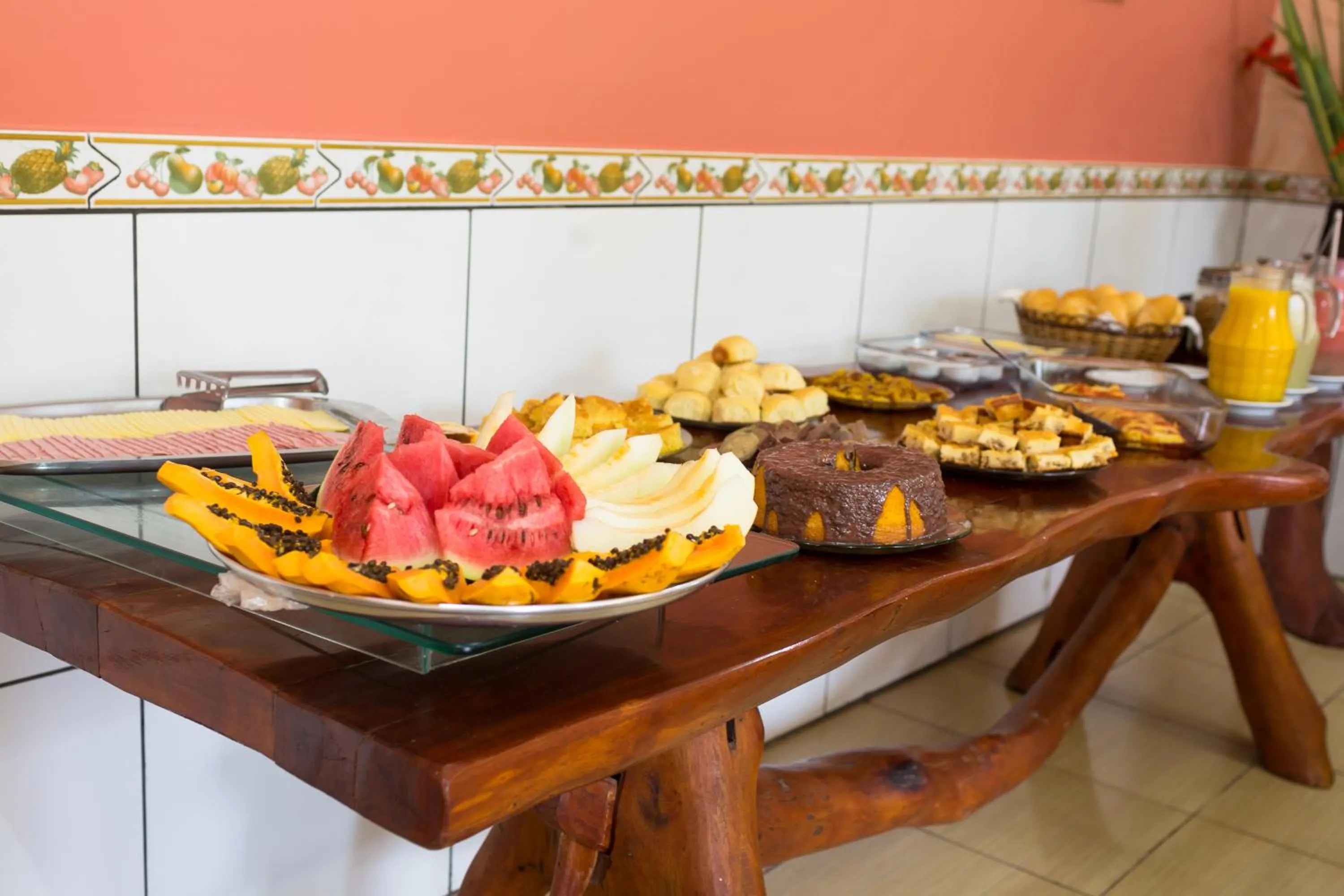 Food and drinks in Pousada Recanto da Concha