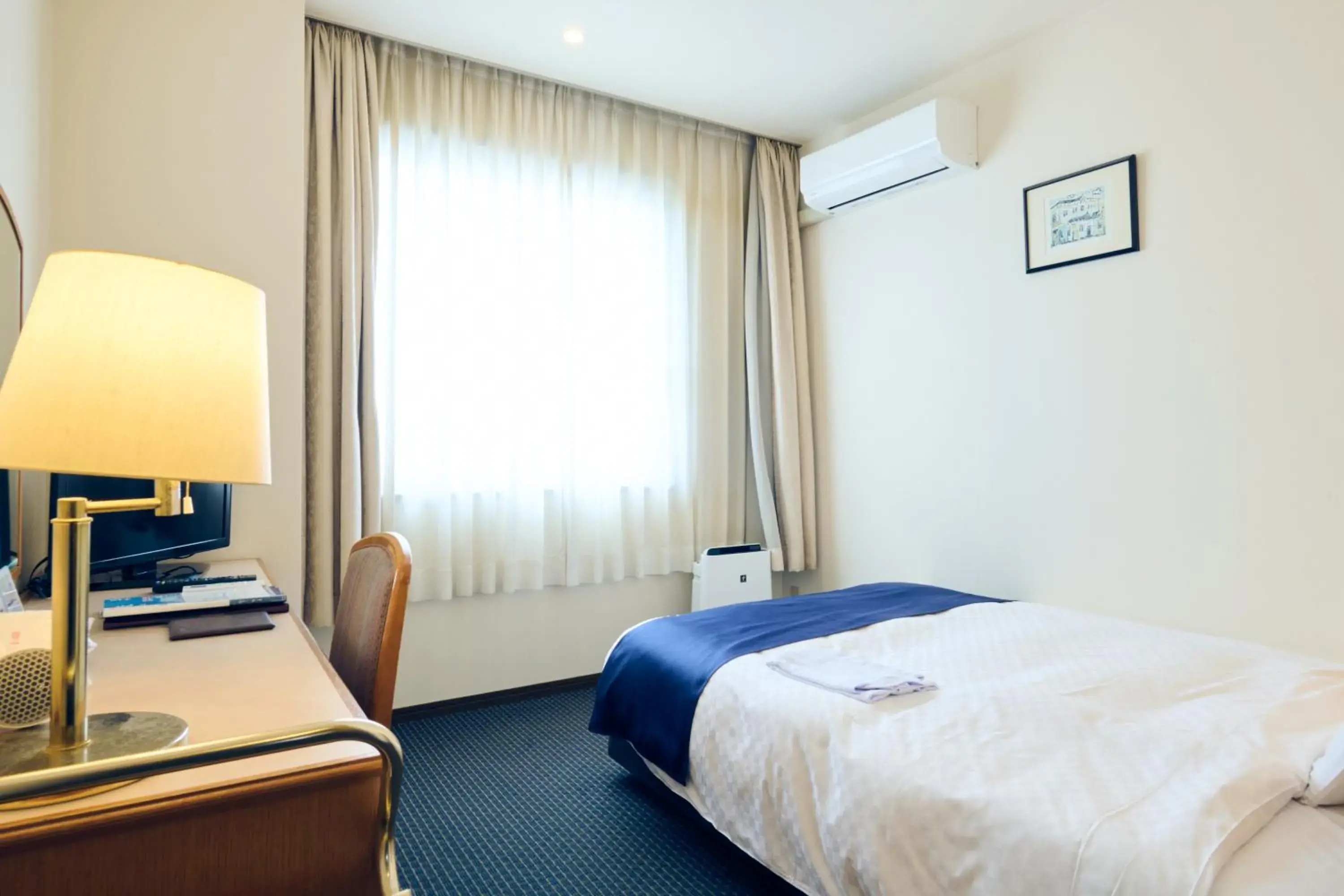 Bedroom, Bed in Hotel Kumamoto Terrsa Bedroom, Bed in Hotel Kumamoto Terrsa