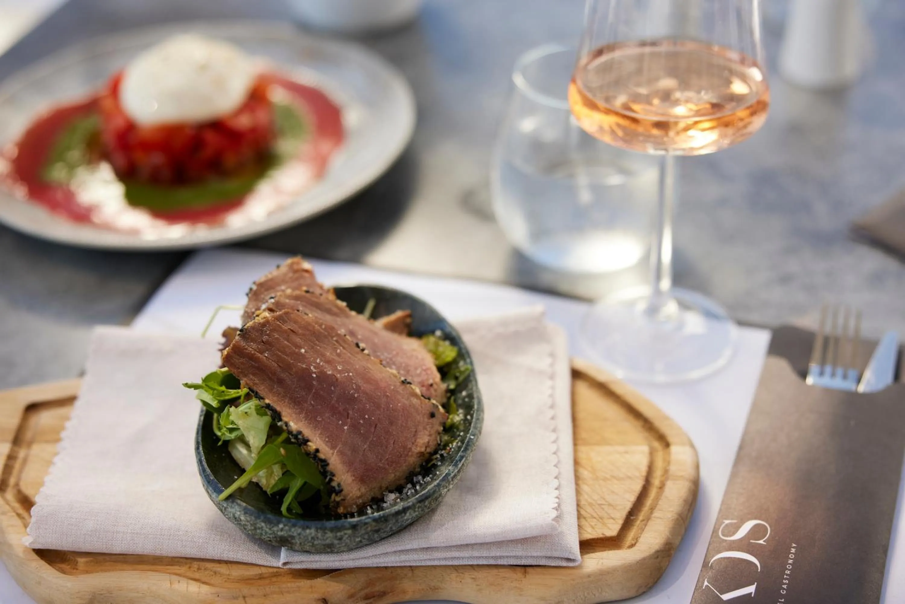 Restaurant/places to eat in Dana Villas & Infinity Suites