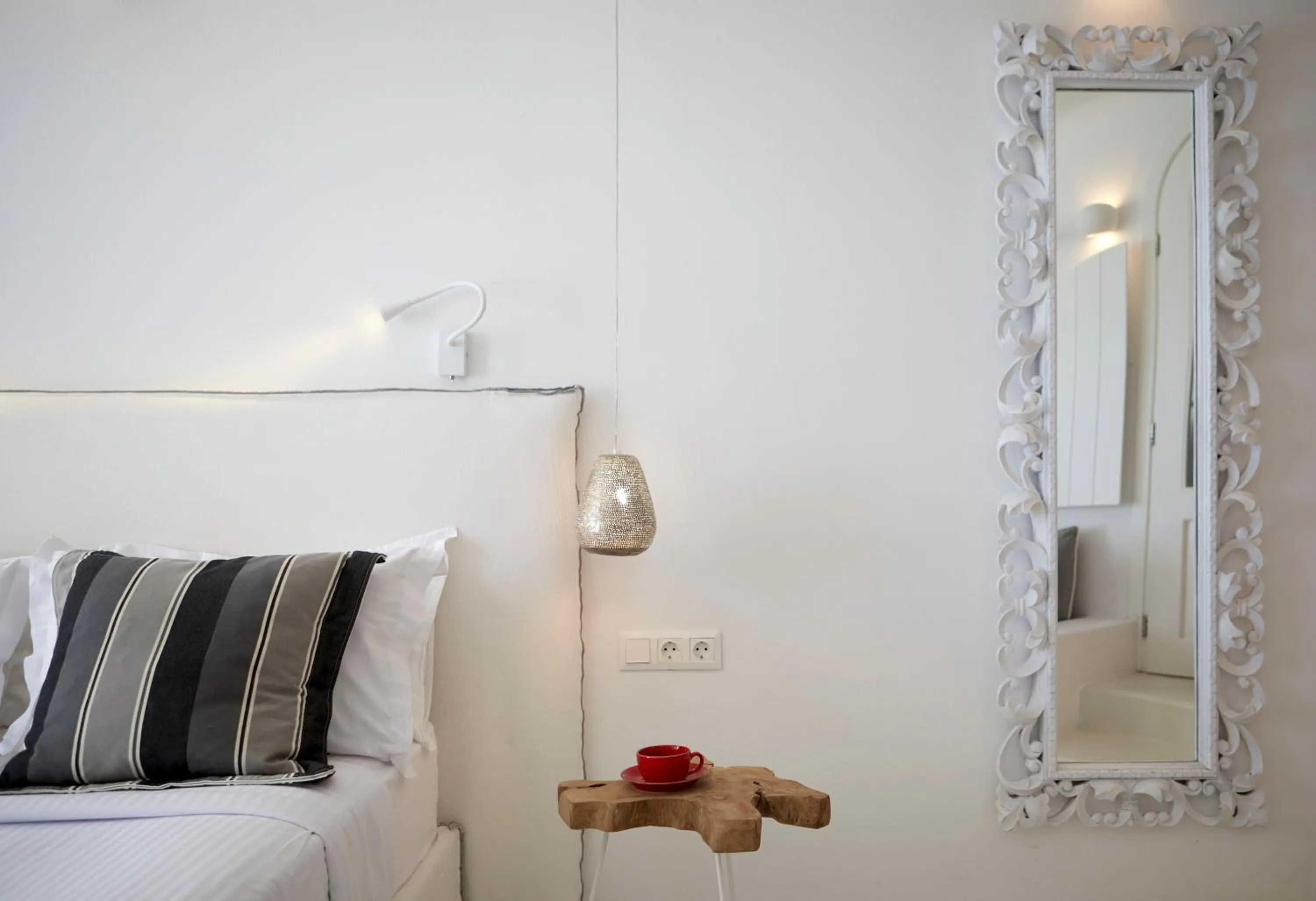 Bed in Dana Villas & Infinity Suites