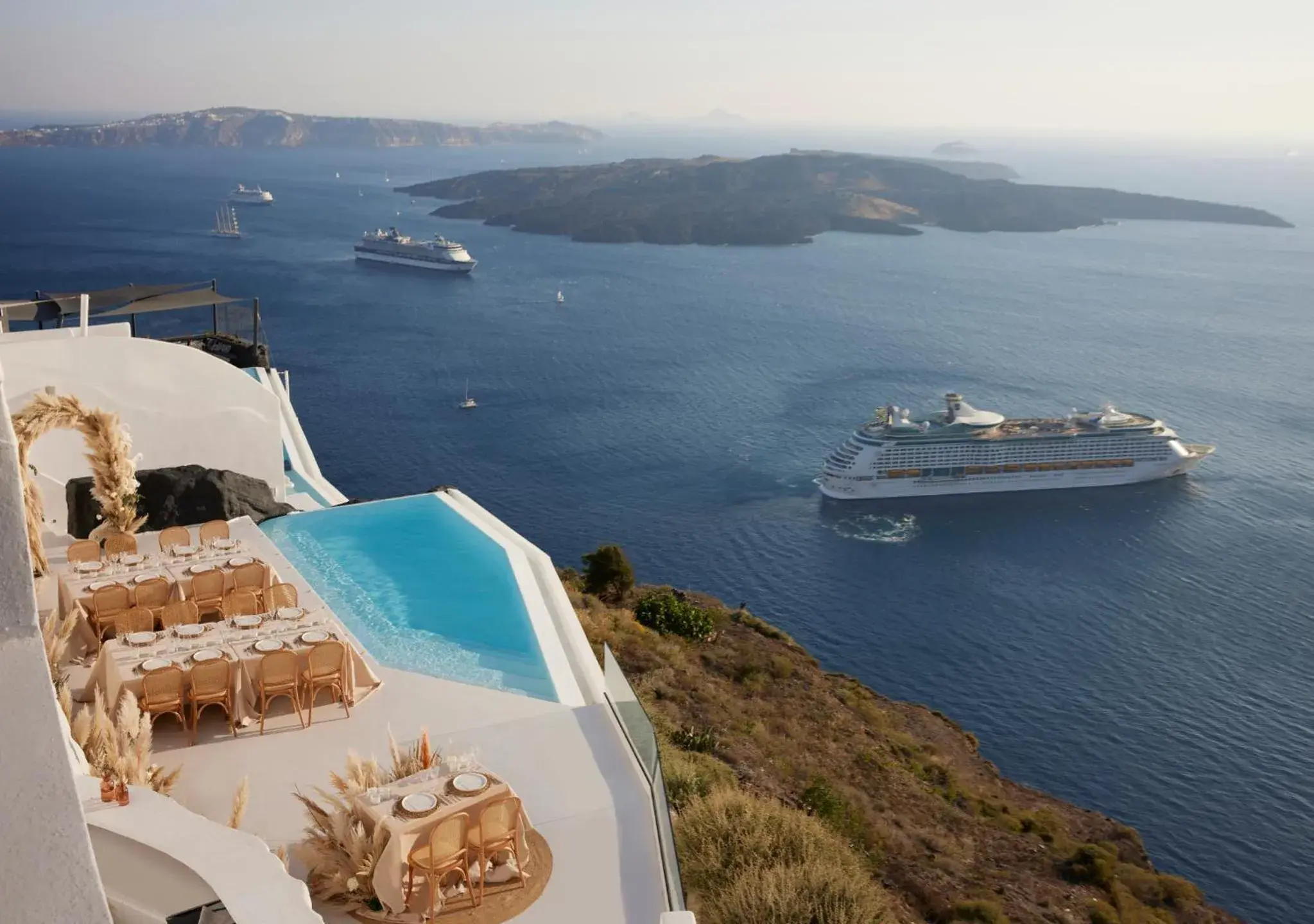 Property building in Dana Villas & Infinity Suites Property building in Dana Villas & Infinity Suites