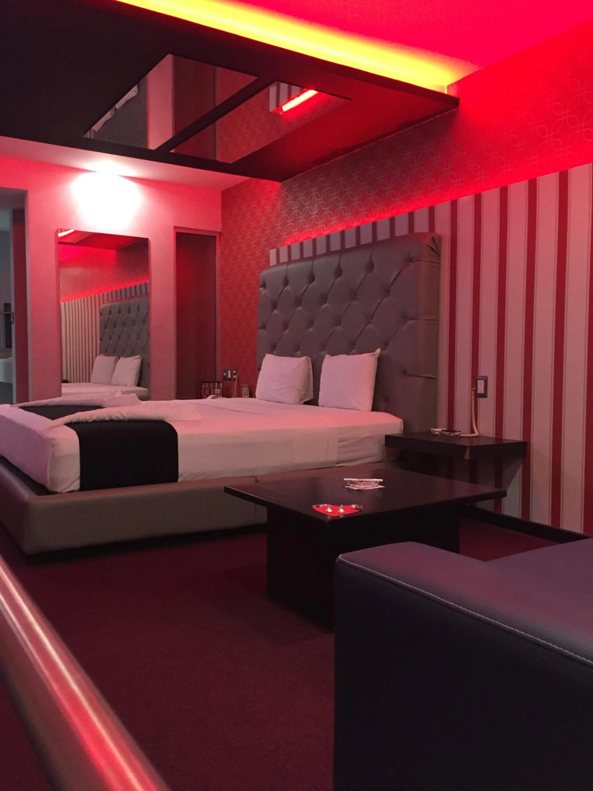 Decorative detail, Bed in Intimisimo Autohotel Adults Only Ciudad Industrial