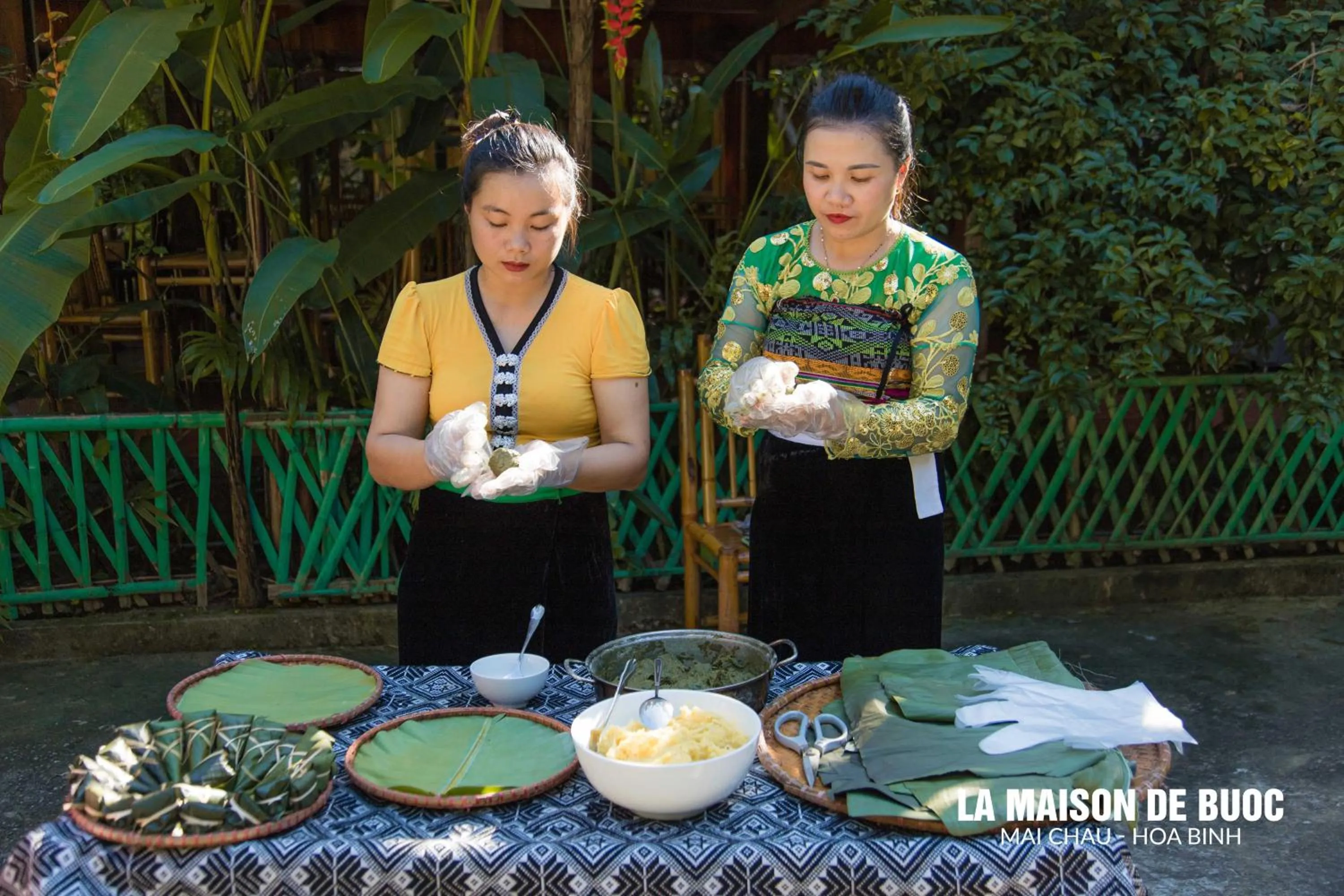 People in La Maison De Buoc