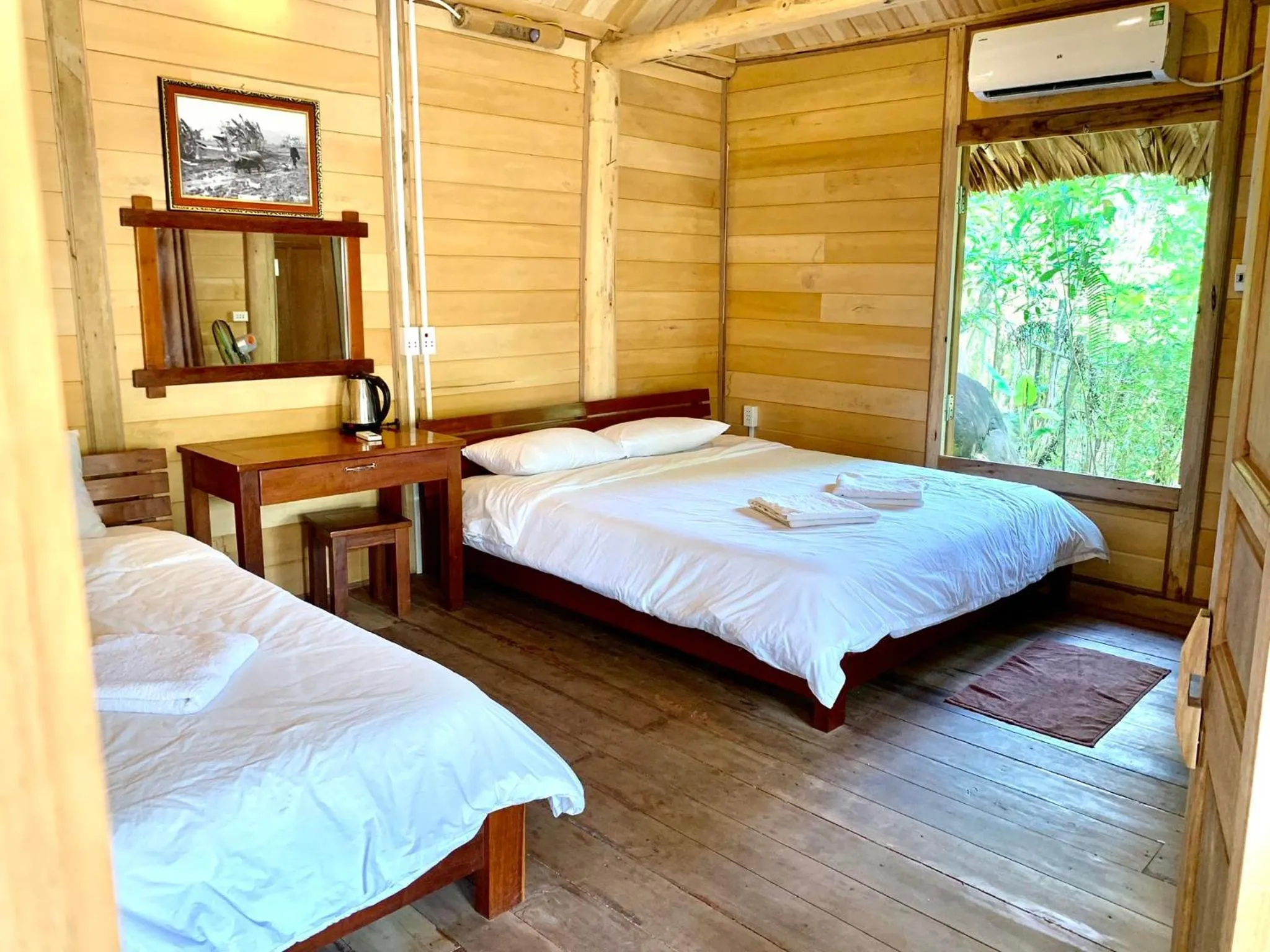 Bedroom, Bed in La Maison De Buoc