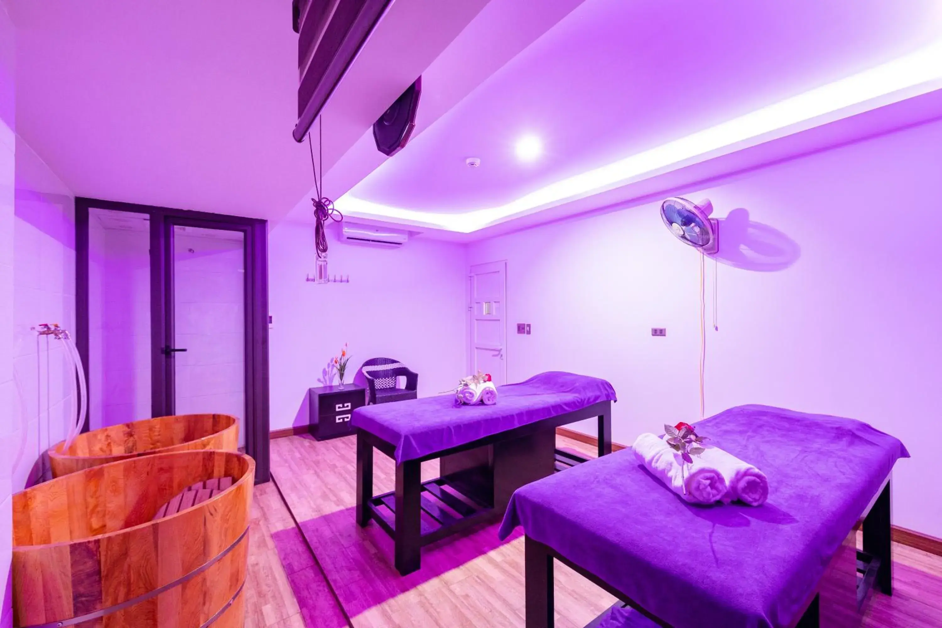 Spa and wellness centre/facilities in Diamond Hotel Spa and wellness centre/facilities in Diamond Hotel