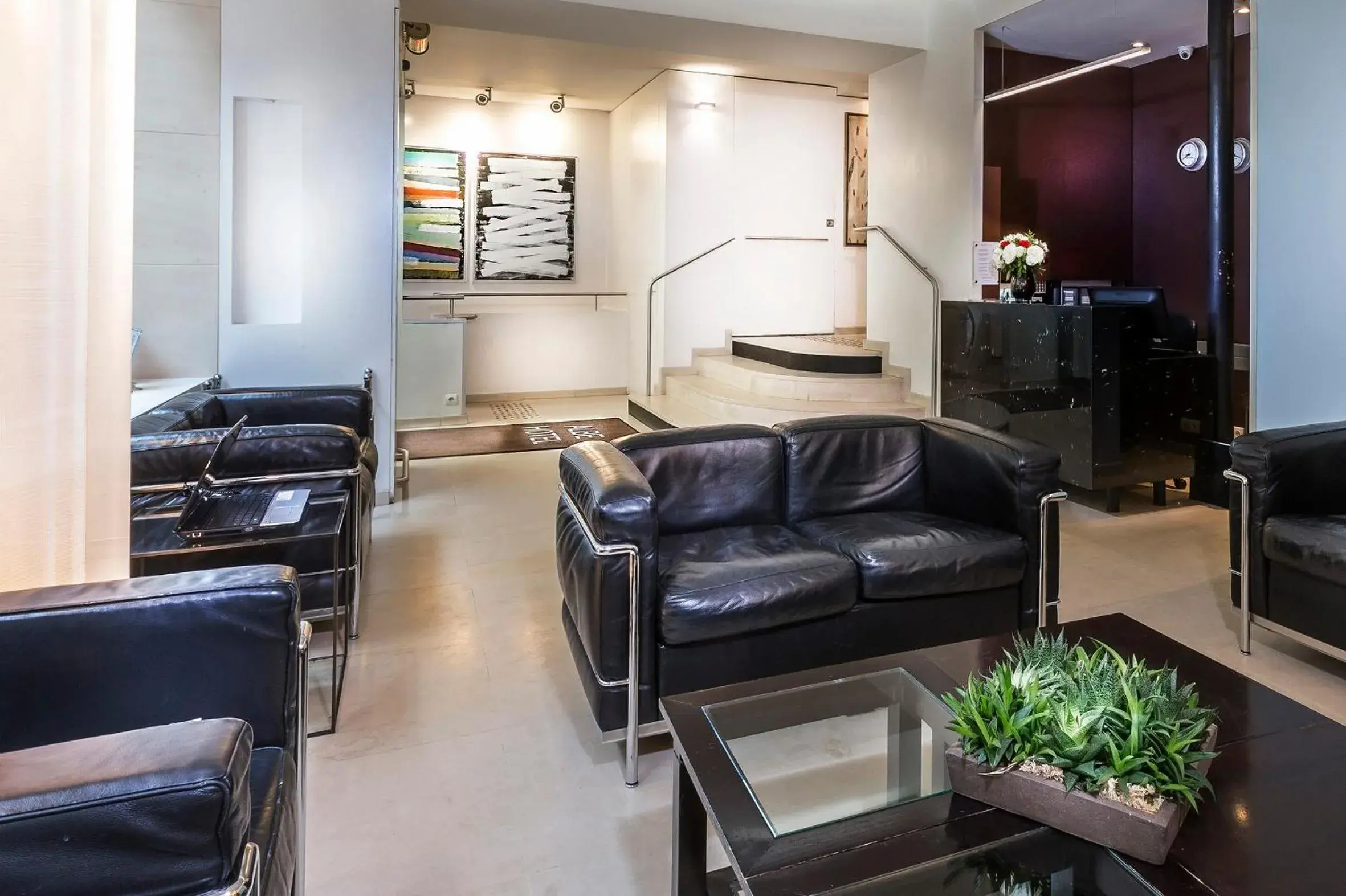 Lobby or reception in Hôtel Albe Saint Michel Lobby or reception in Hôtel Albe Saint Michel