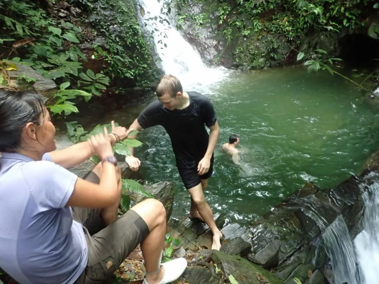 Fun Family Guest House n Jungle Tour