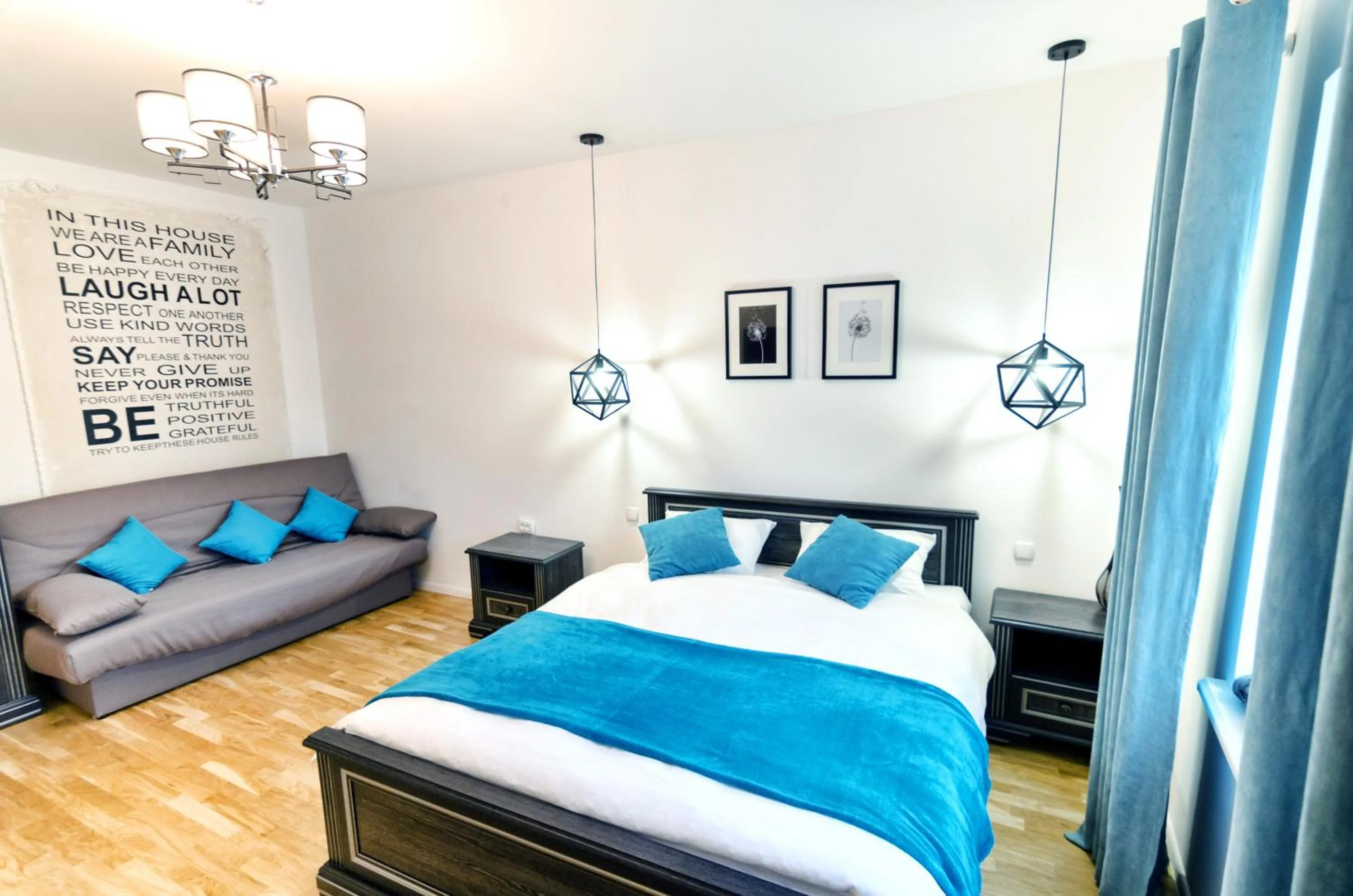 Stylish apartment. Heart of the city