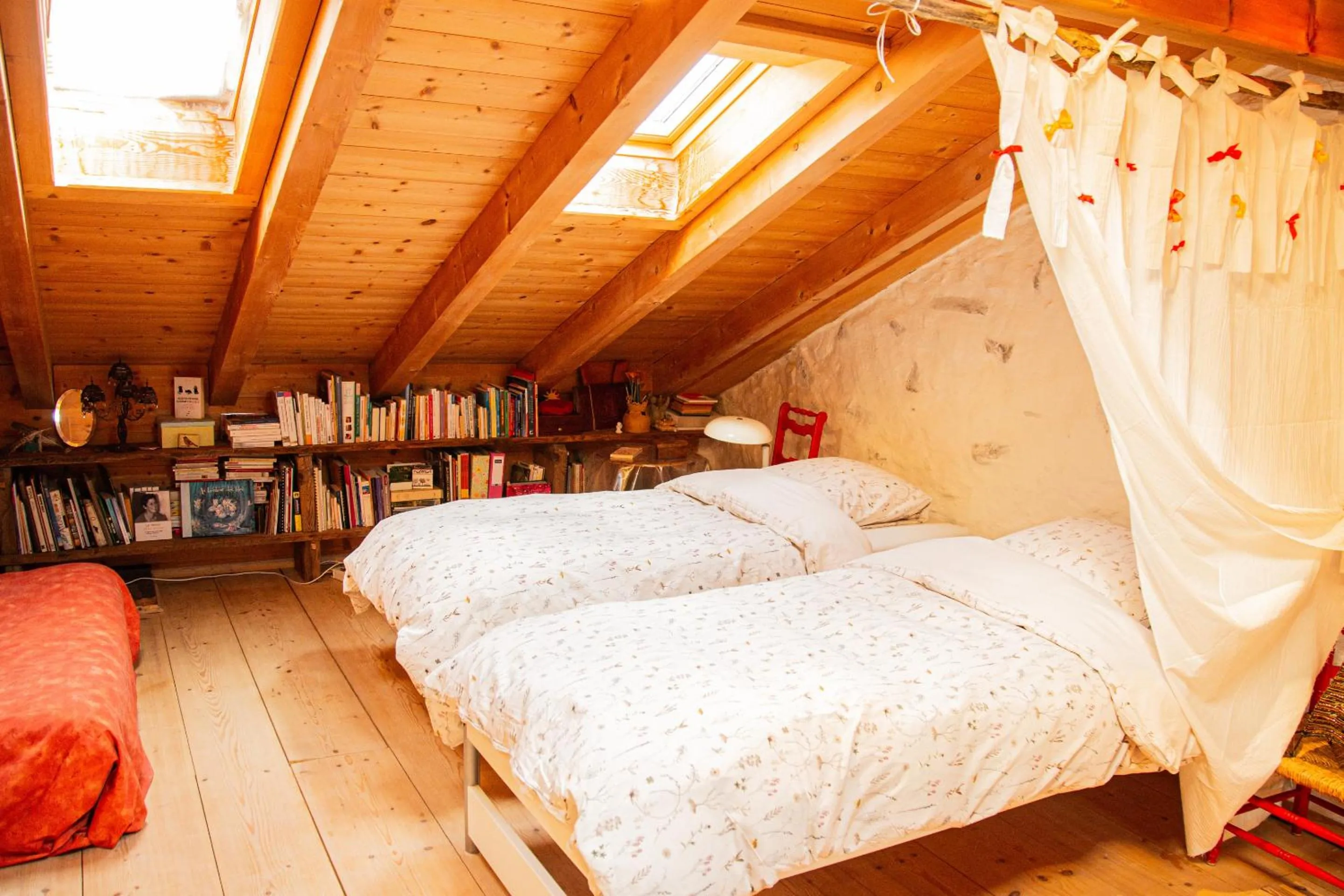 Bedroom, Bed in Au soleil de Gruyères chez Chantal