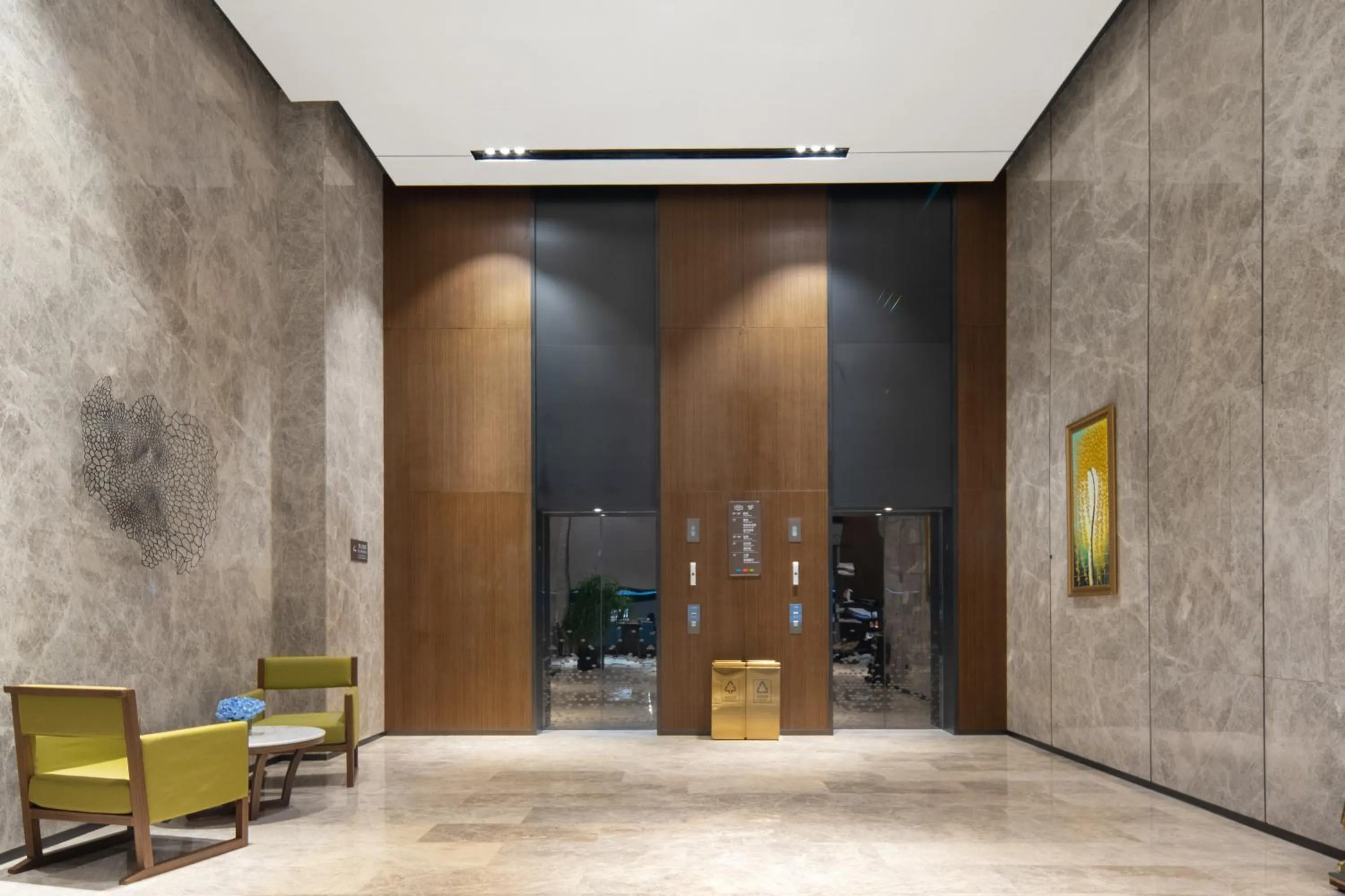 elevator in Hampton by Hilton Nanning Jiangnan