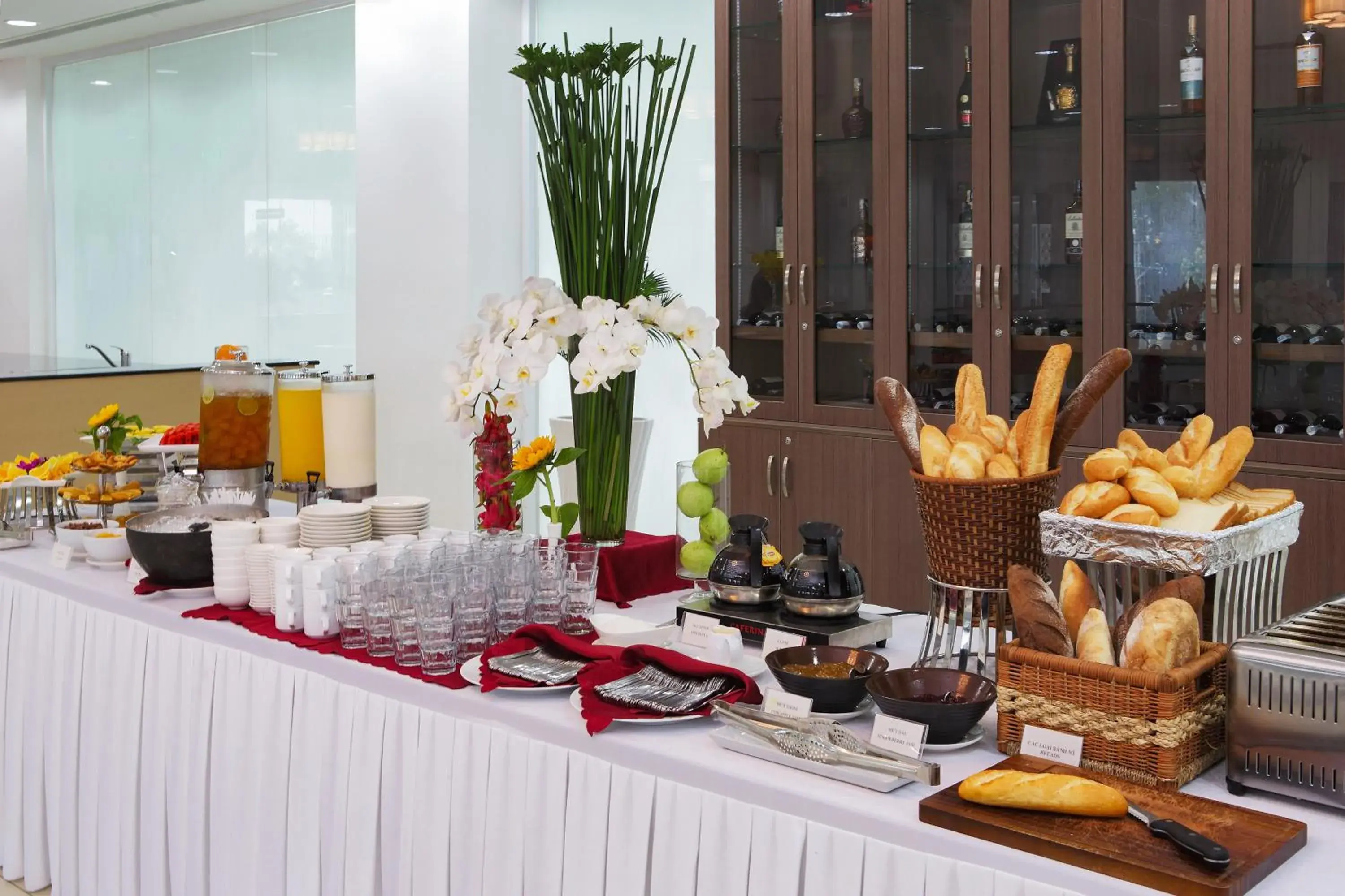 Breakfast in Sunrise Hotel Breakfast in Sunrise Hotel